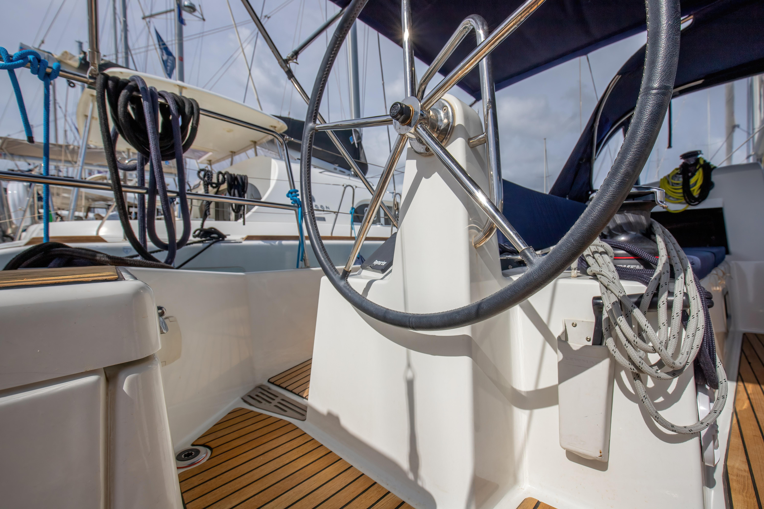 Photo #19 - Sun Odyssey 440 (Magics - Standard line) en Salerno - 25312