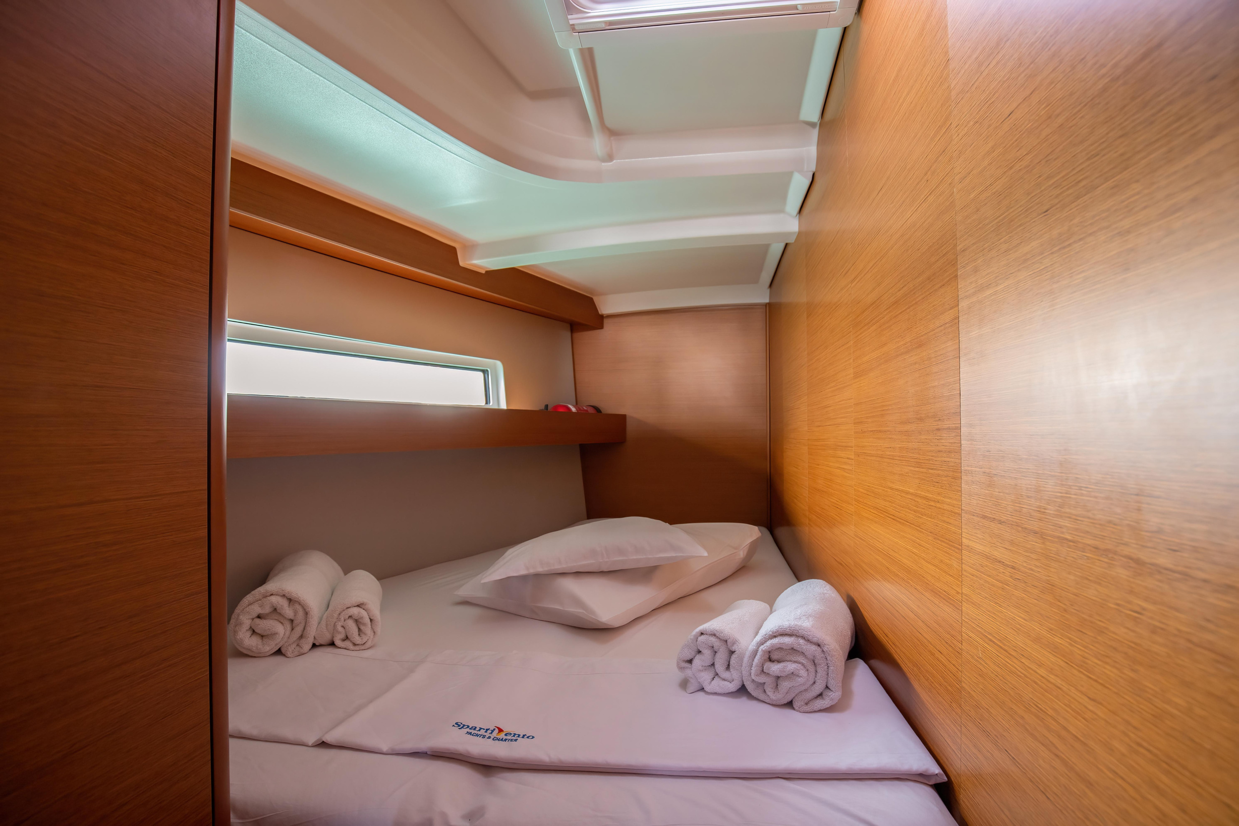 Photo #18 - Sun Odyssey 440 (Magics - Standard line) en Salerno - 25312