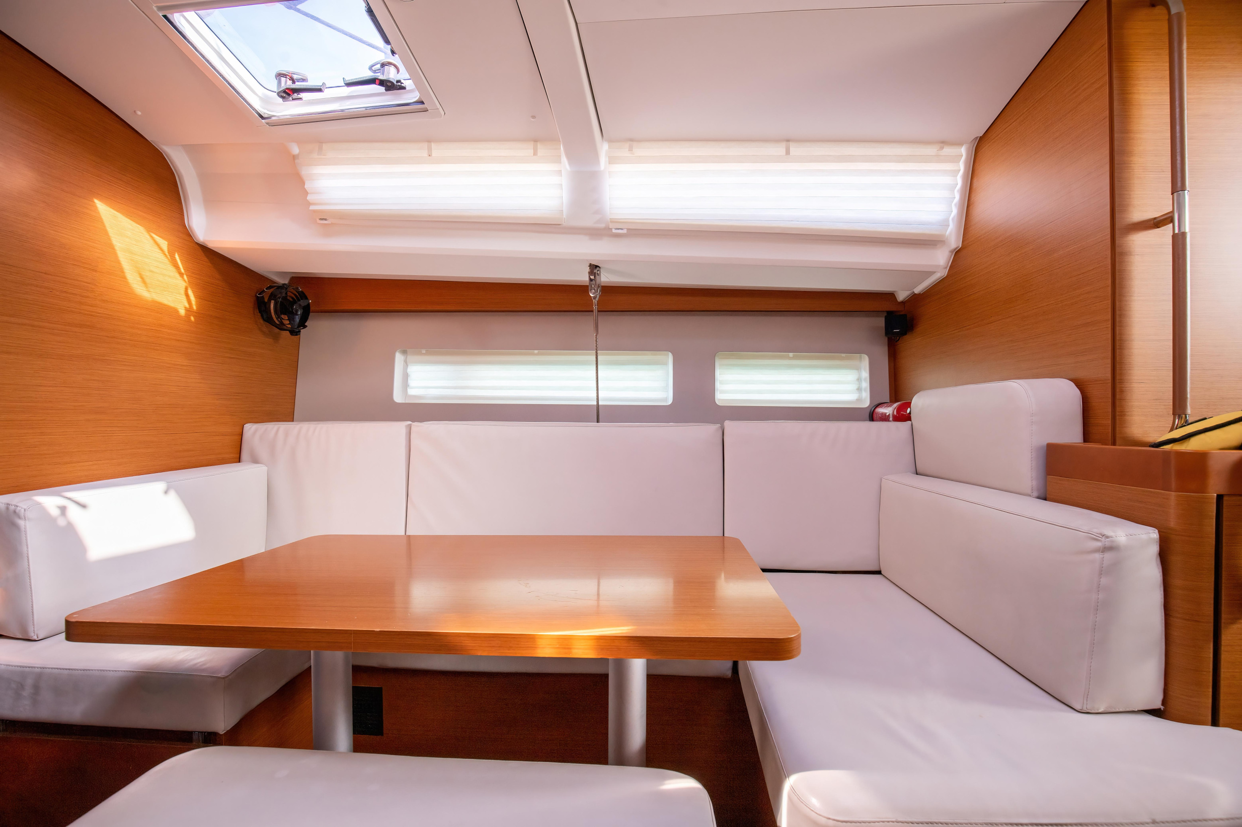 Photo #16 - Sun Odyssey 440 (Magics - Standard line) en Salerno - 25312