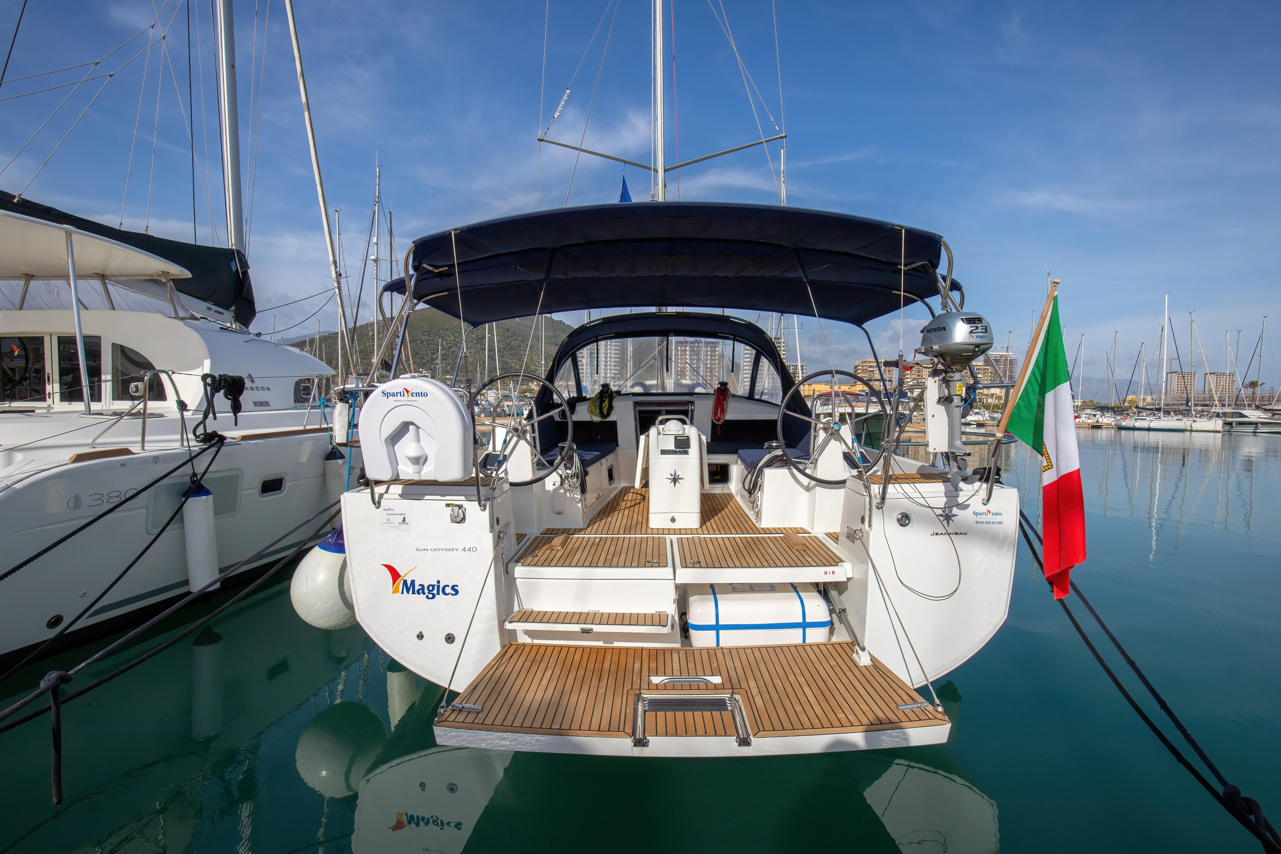 Photo #9 - Sun Odyssey 440 (Magics - Standard line) en Salerno - 25312