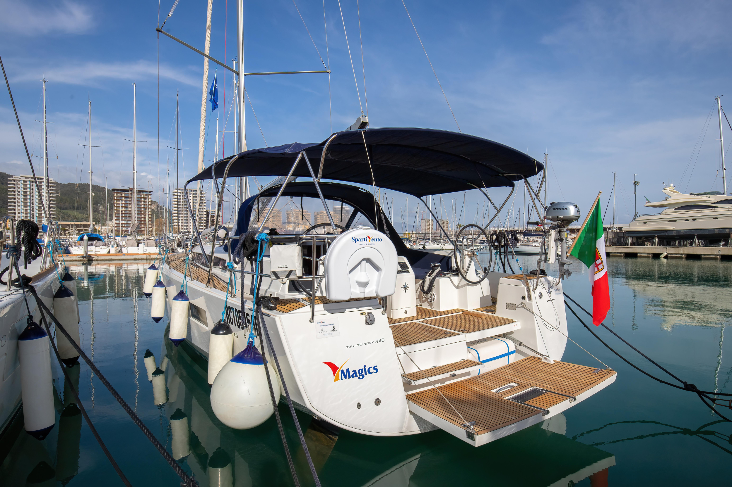 Photo #10 - Sun Odyssey 440 (Magics - Standard line) en Salerno - 25312