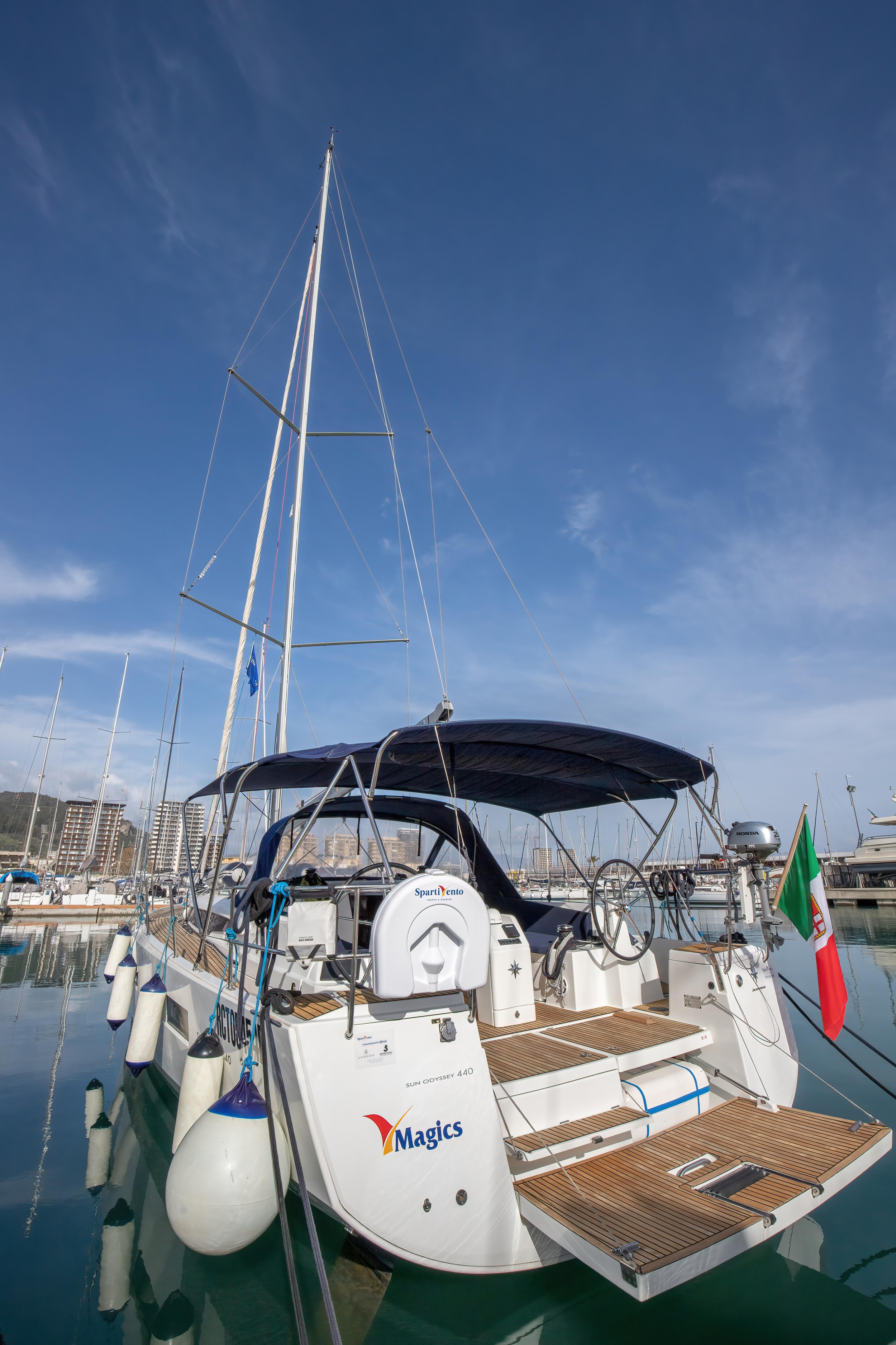 Photo #36 - Sun Odyssey 440 (Magics - Standard line) en Salerno - 25312