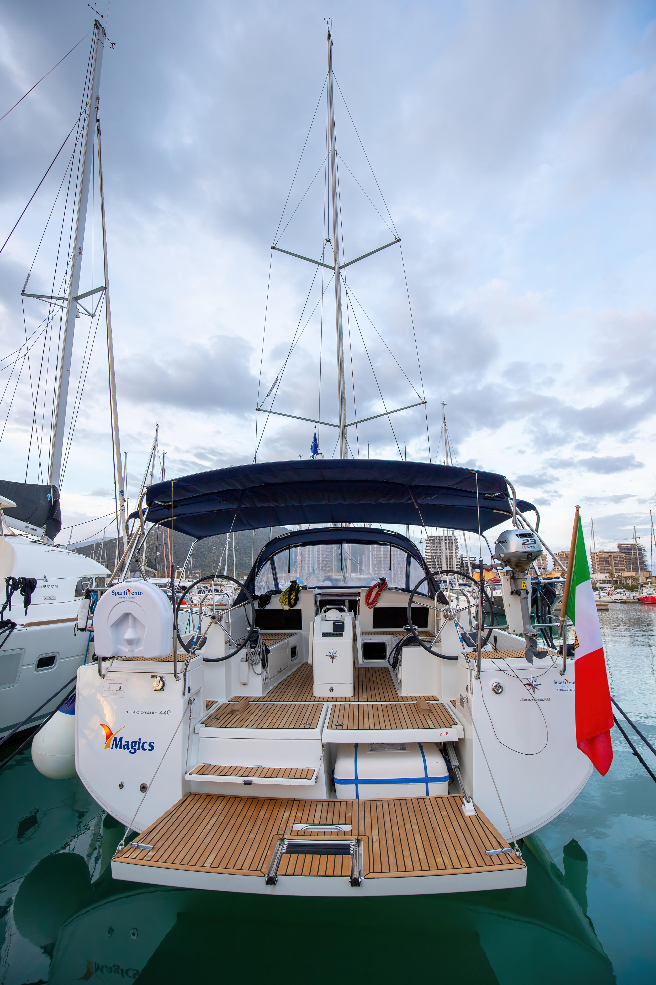 Photo #5 - Sun Odyssey 440 (Magics - Standard line) en Salerno - 25312
