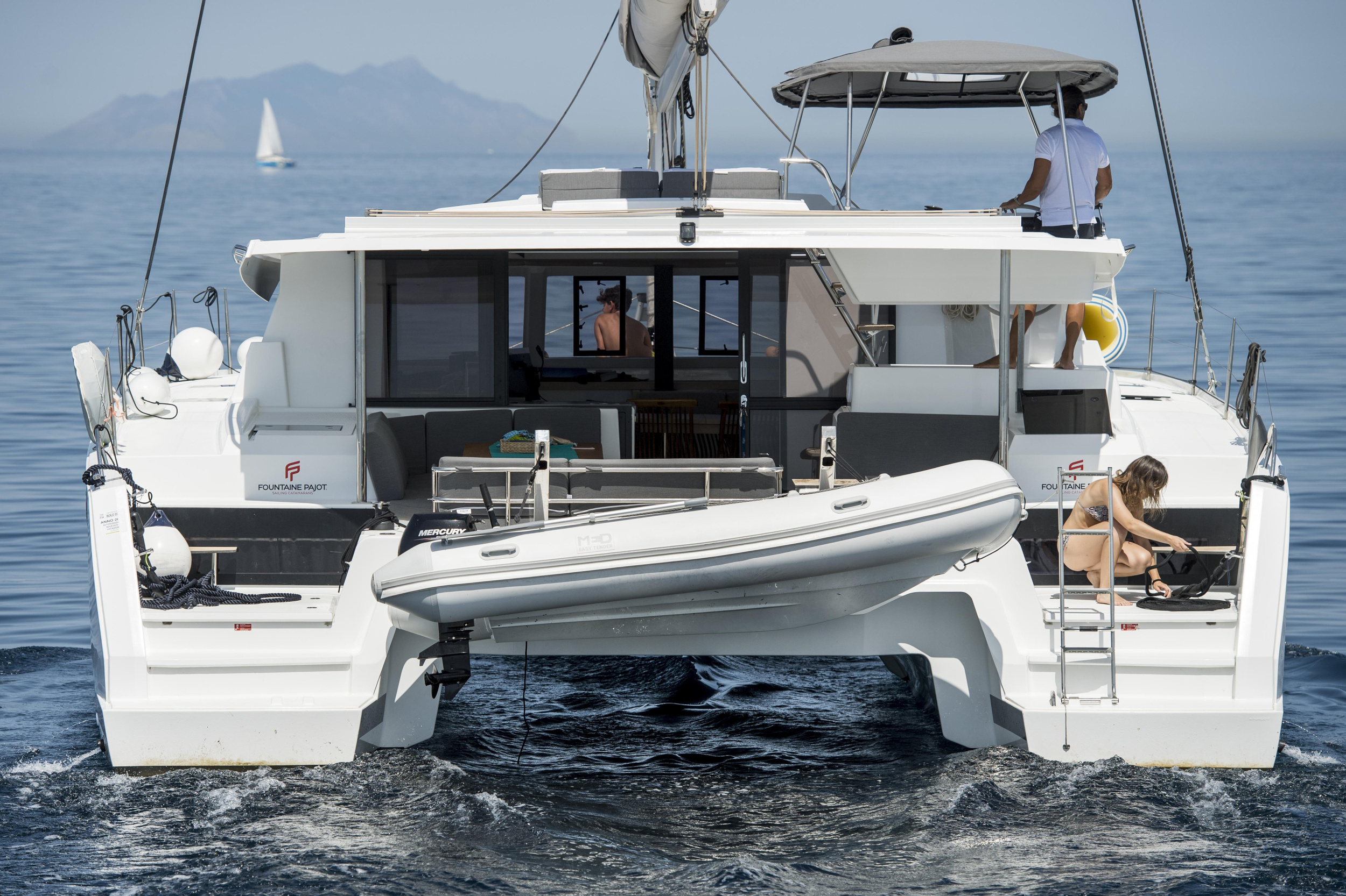 Photo #8 - Fountaine Pajot Astréa 42 (Wm-Ac in dinette-Gen-Sol.Pan) (Astrea) in Castellamare del Golfo - 12855