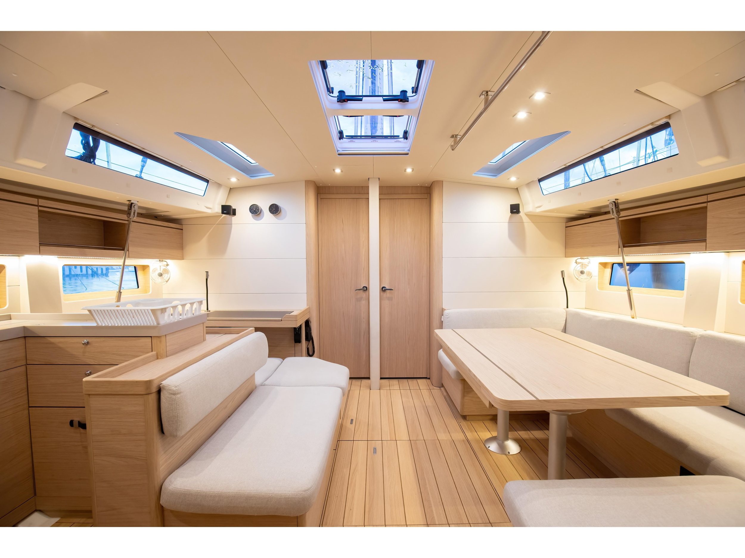 Photo #11 - Oceanis 51.1 (4 cab) (Olimpia - Comfort line) in Capo d'Orlando - 24563