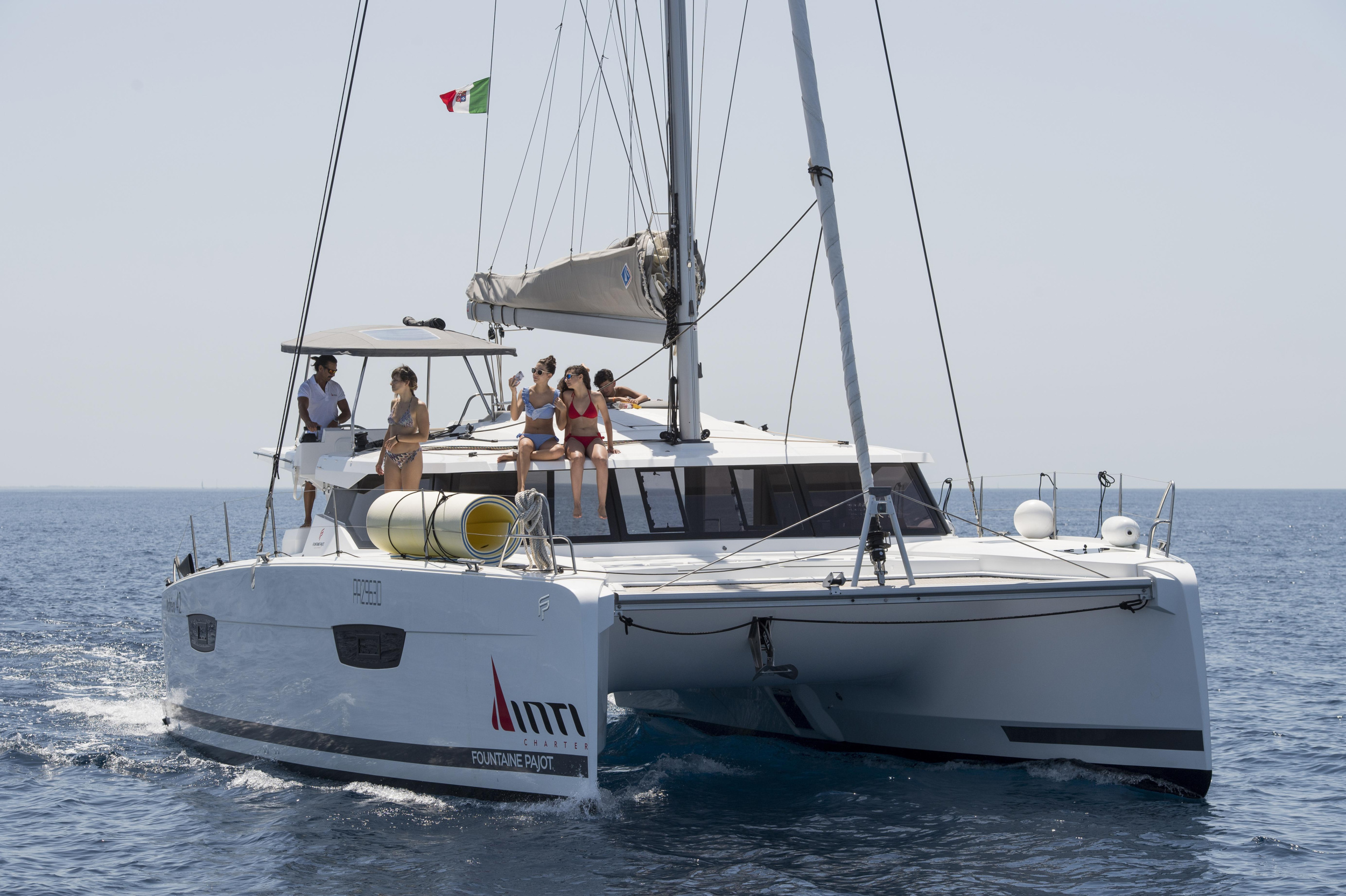 Photo #32 - Fountaine Pajot Astréa 42 (Wm-Ac in dinette-Gen-Sol.Pan) (Astrea) in Castellamare del Golfo - 12855