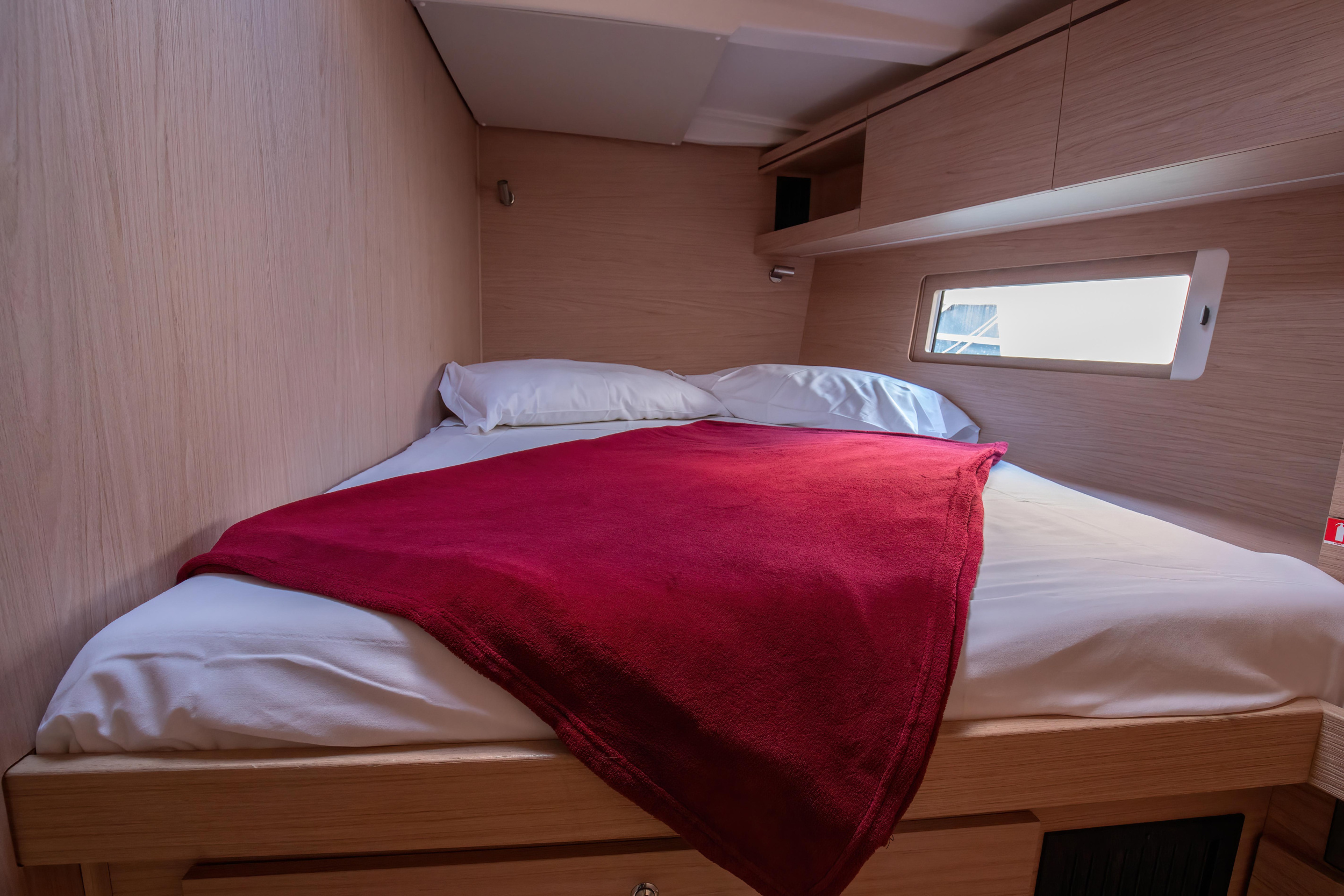 Photo #17 - Oceanis 51.1 (4 cab) (Olimpia - Comfort line) in Capo d'Orlando - 24563