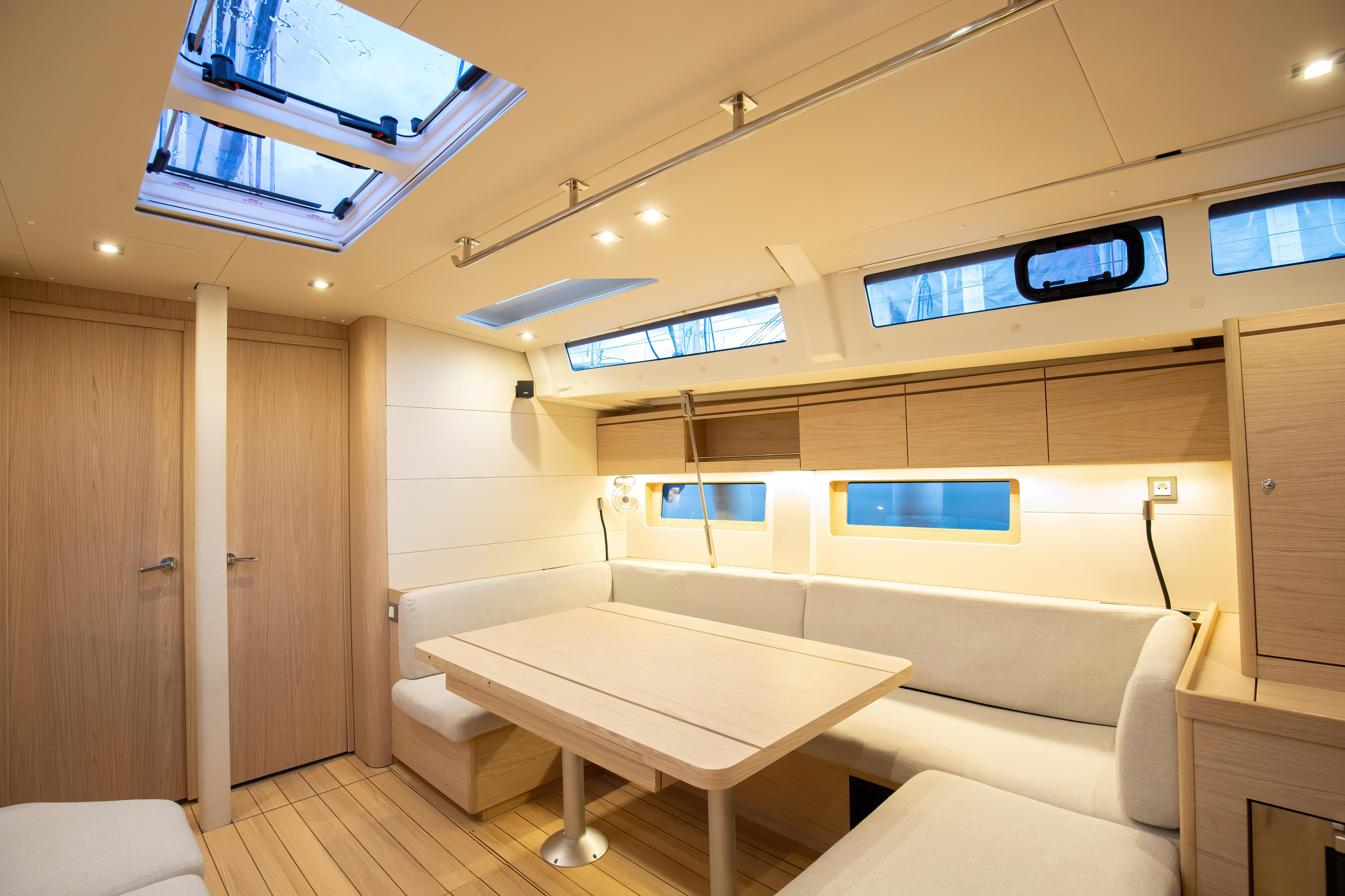 Photo #16 - Oceanis 51.1 (4 cab) (Olimpia - Comfort line) in Capo d'Orlando - 24563