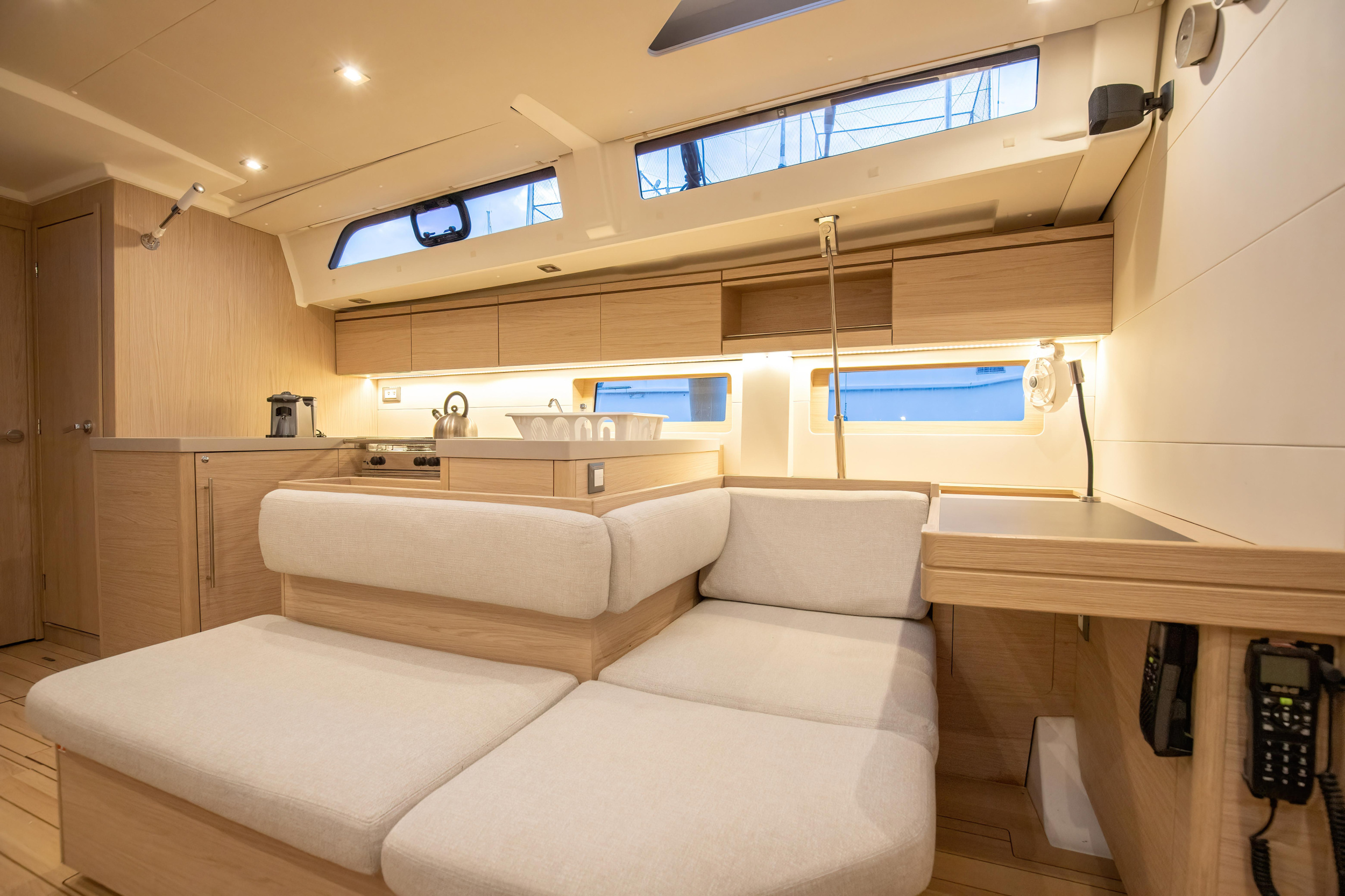 Photo #23 - Oceanis 51.1 (4 cab) (Olimpia - Comfort line) in Capo d'Orlando - 24563