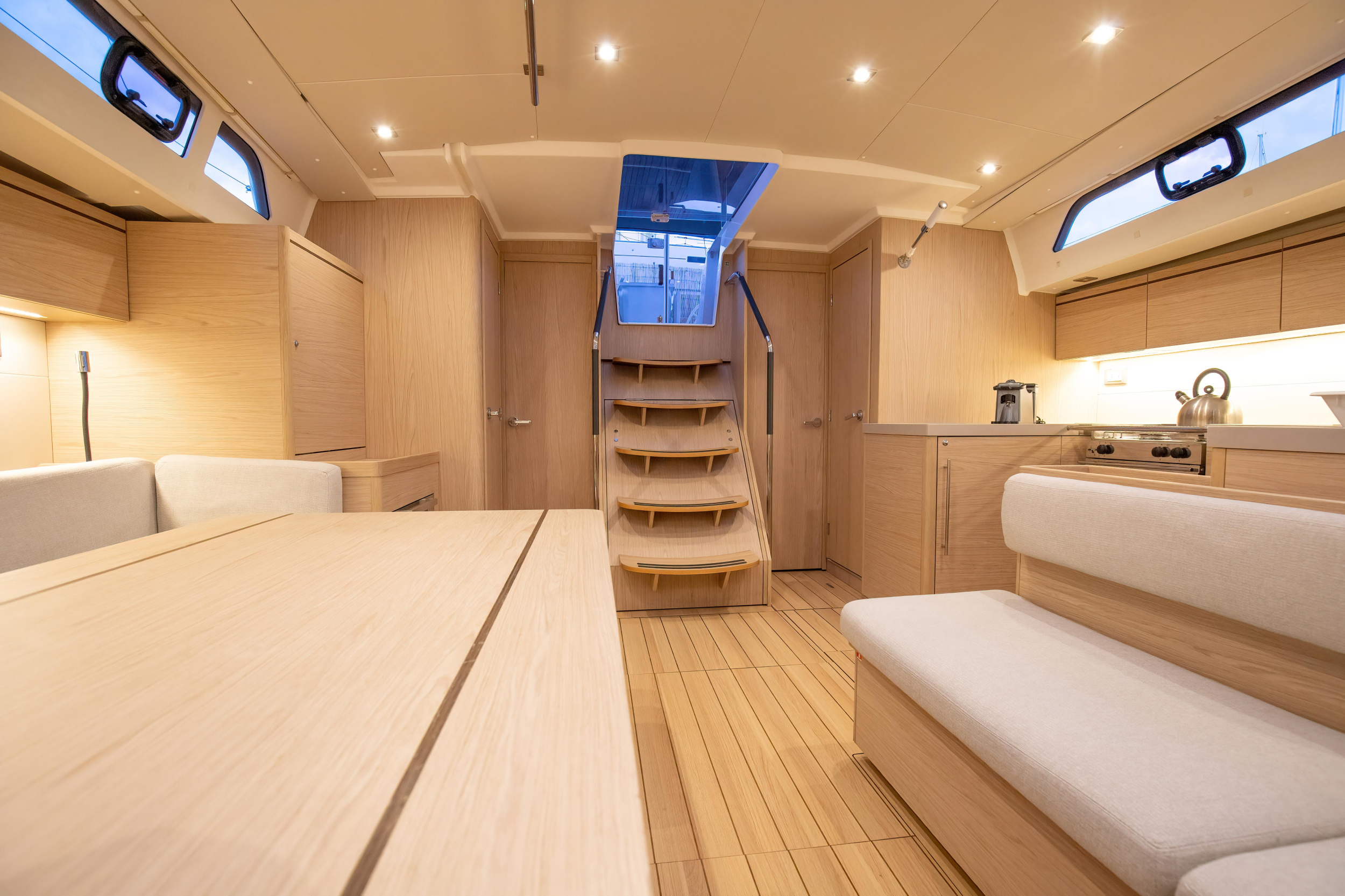 Photo #18 - Oceanis 51.1 (4 cab) (Olimpia - Comfort line) in Capo d'Orlando - 24563