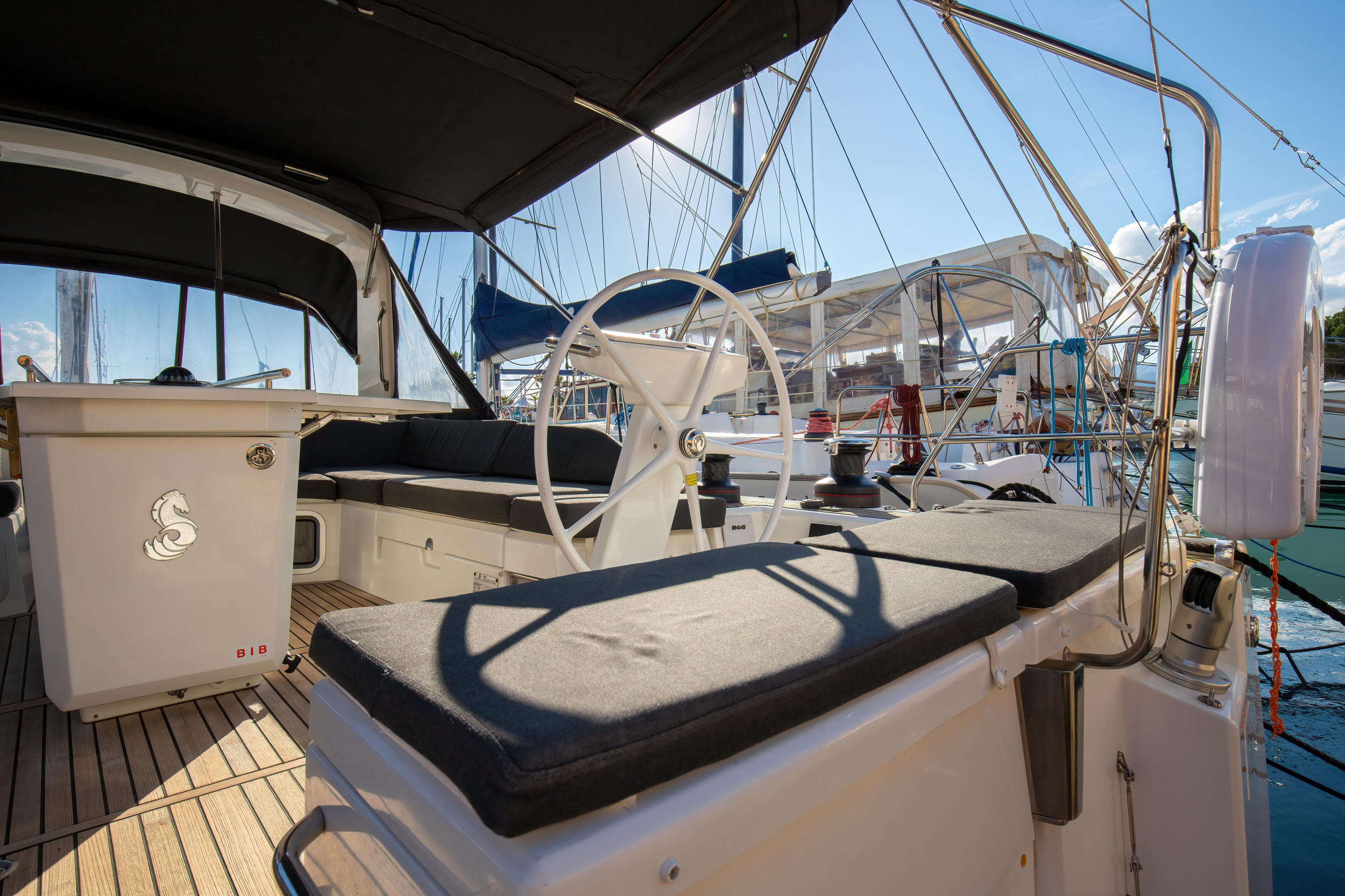 Photo #13 - Oceanis 51.1 (4 cab) (Olimpia - Comfort line) in Capo d'Orlando - 24563