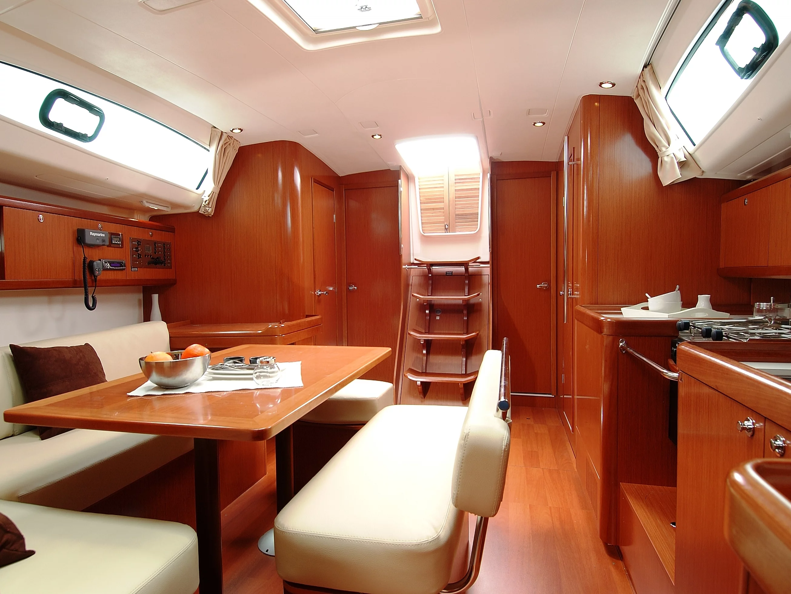 Oceanis 43 (Beauty L | Electric Toilets | Solar Panels) Interior image - 12