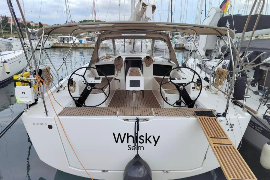 Dufour 430 (WHISKY)  - 25