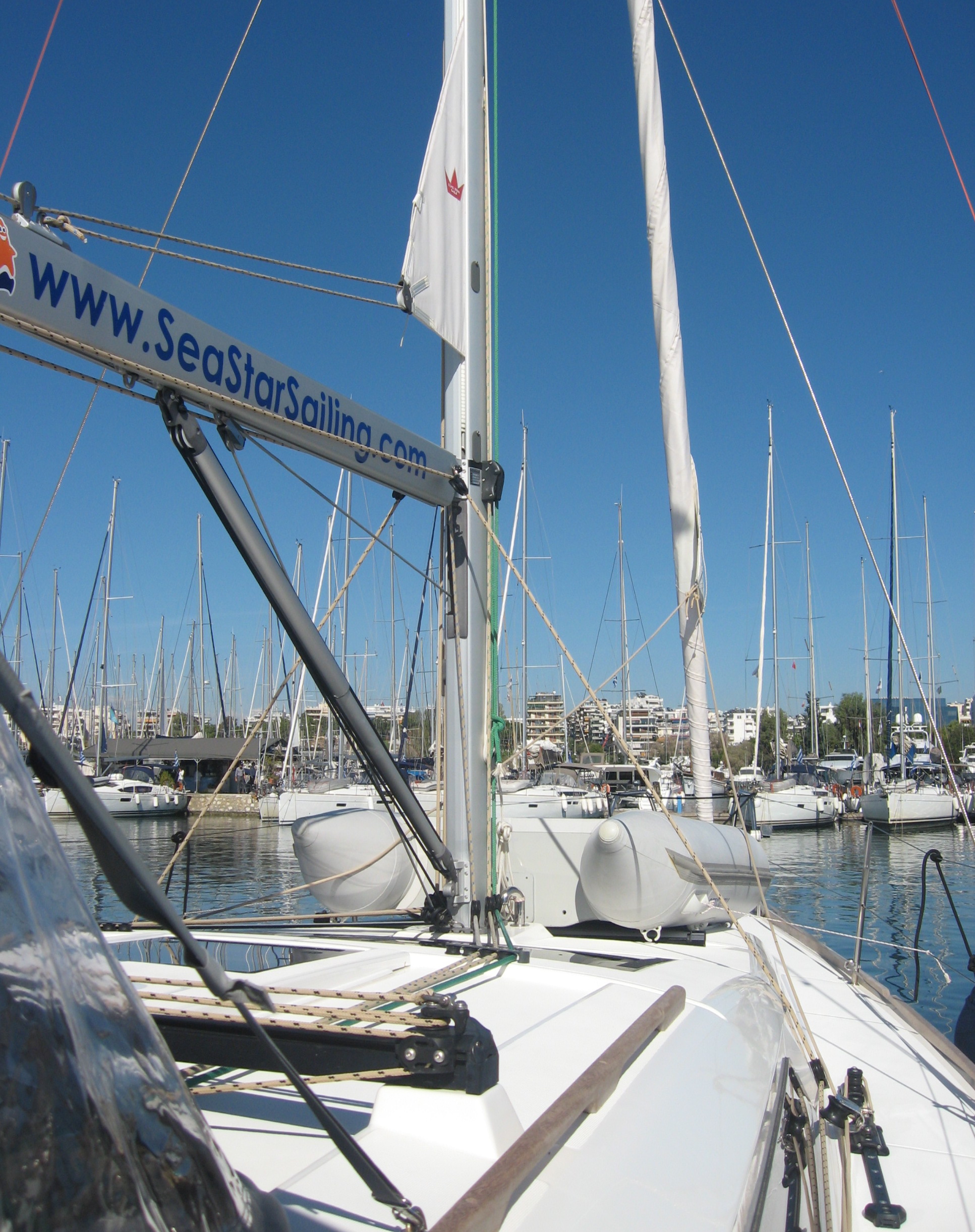 Photo #8 - Dufour 382 GL (Delta) in Atene - 8087