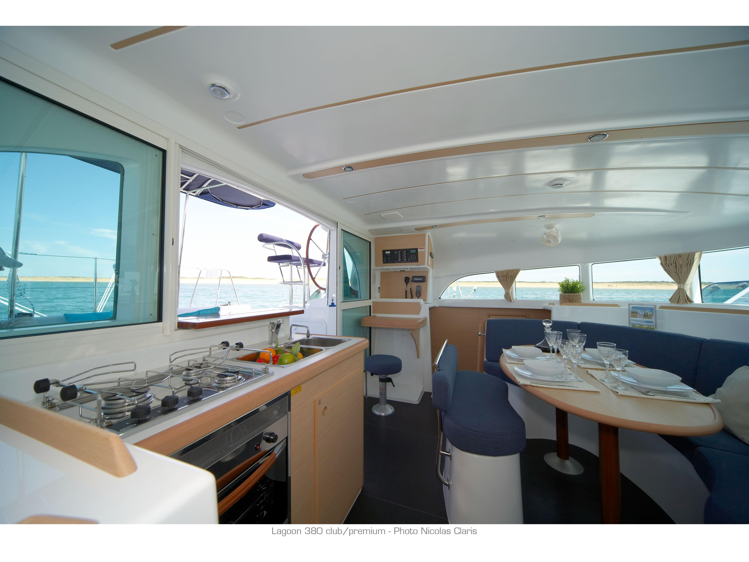 Photo #8 - Lagoon 380 (Naos (Watermaker)) in Portisco - 8495