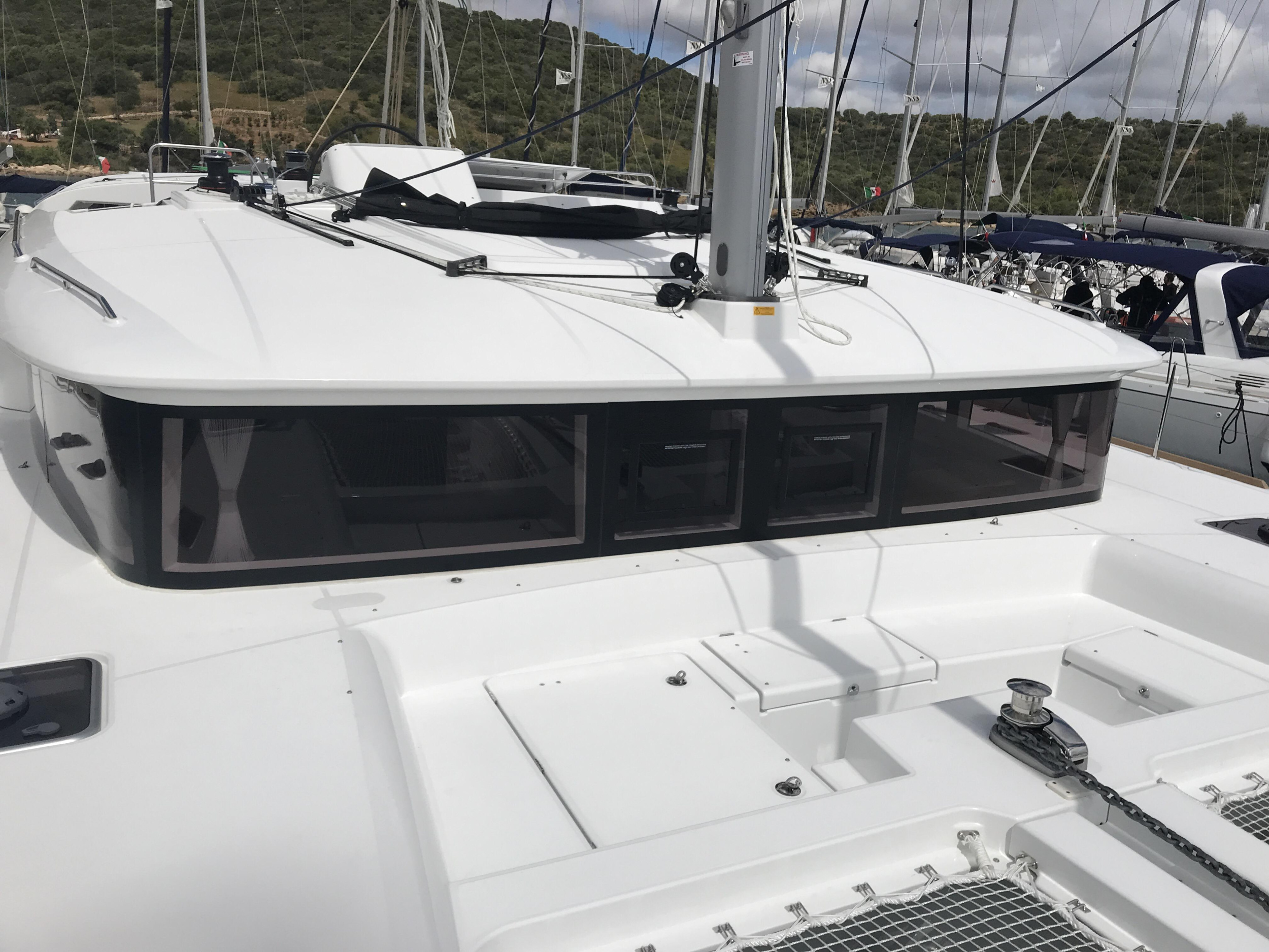 Photo #4 - Lagoon 450F (Rigel Kentaurus (, WM, , Inverter)) in Portorosa - 8539