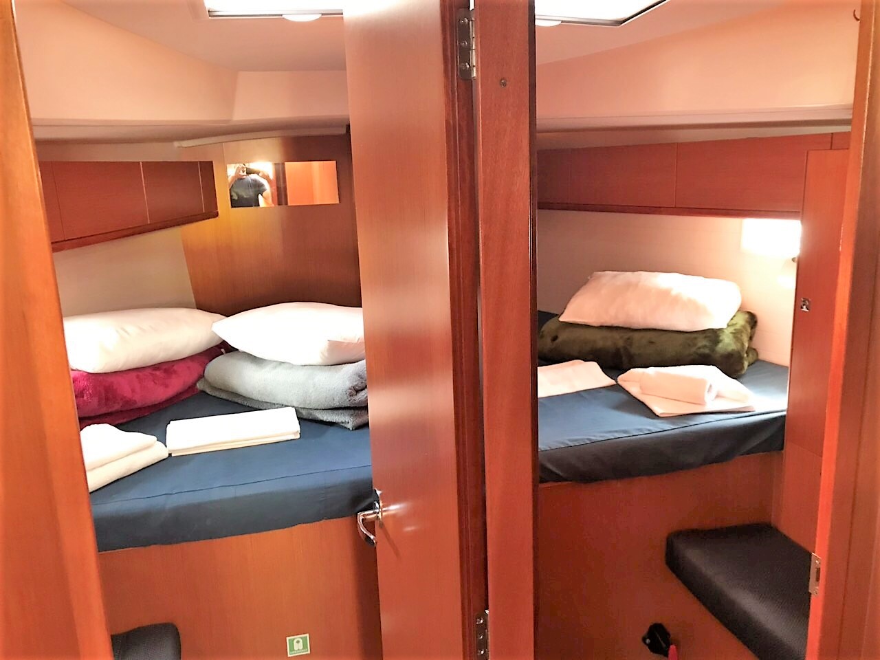 Photo #2 - Bavaria Cruiser 46 (Olivia) in Athen - 8821