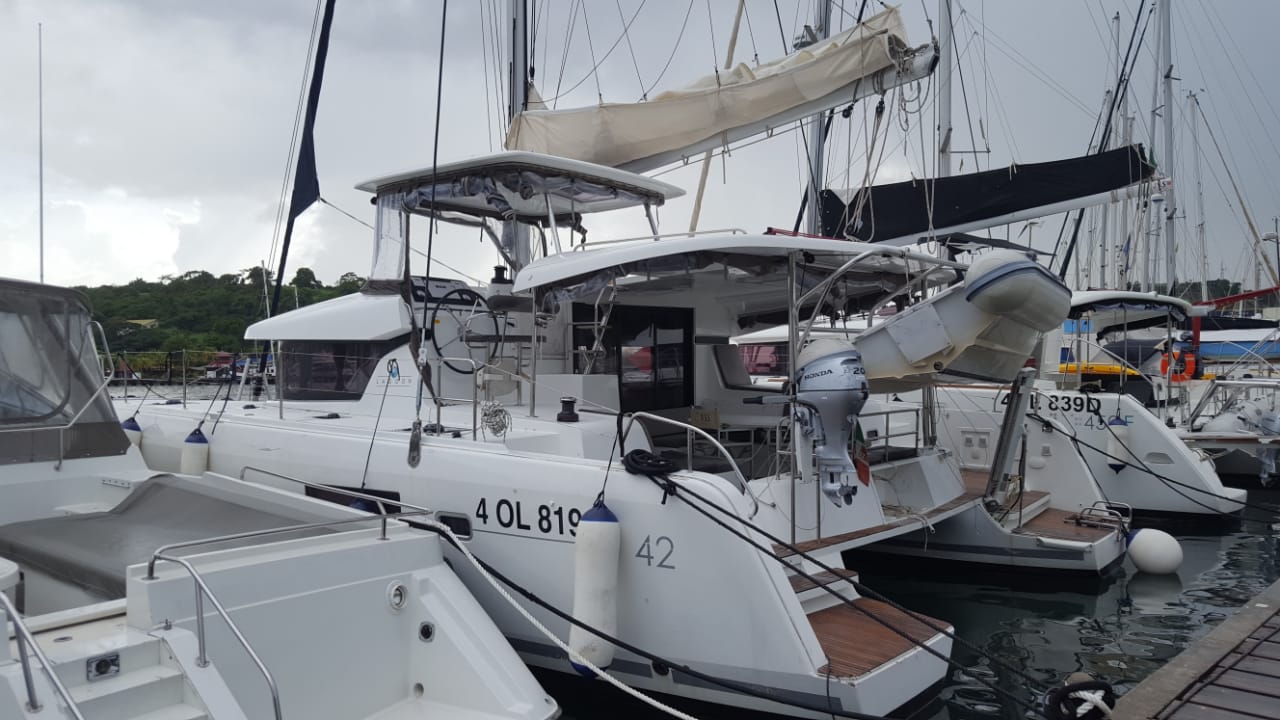 Photo #17 - Lagoon 42 (Benetnash II (GND) (, WM, , Inverter)) in St. George's - 6099