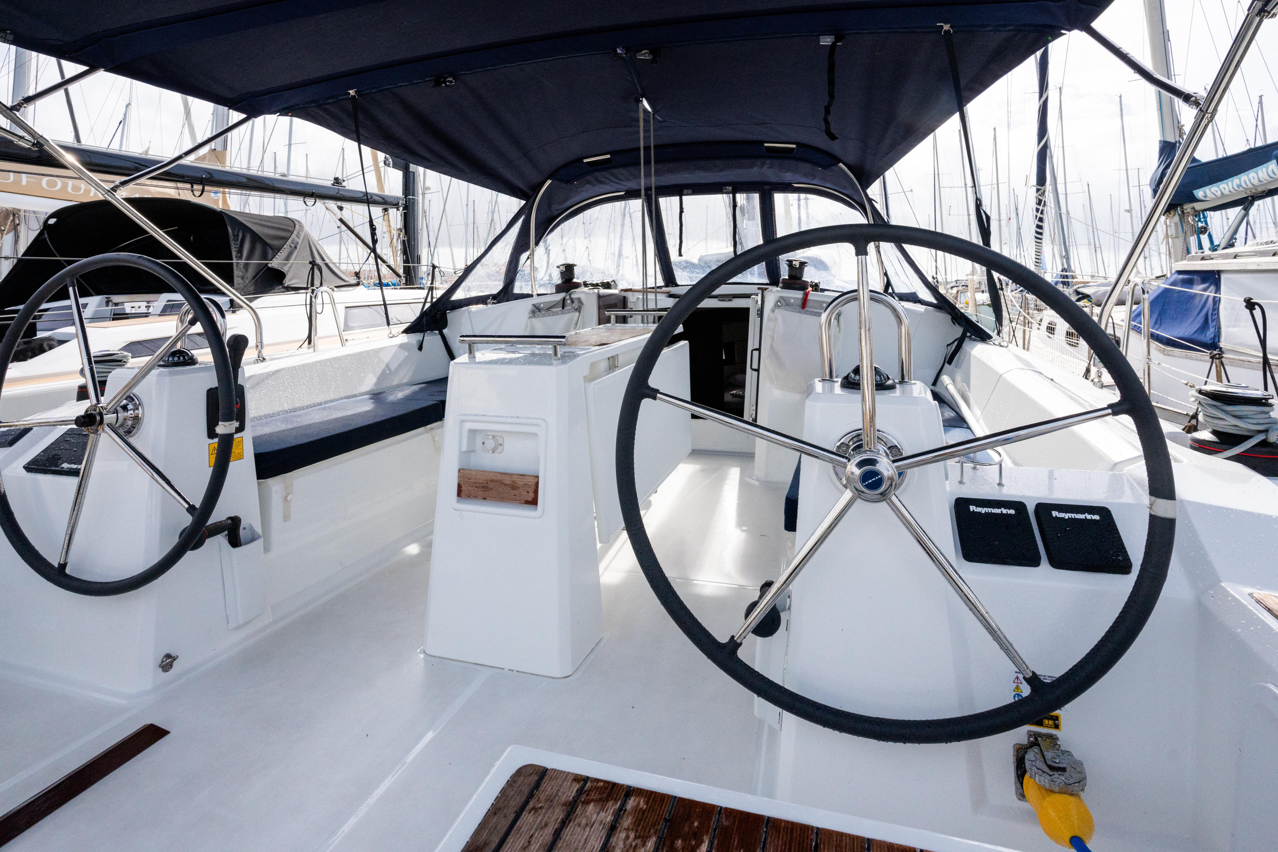 Photo #17 - Oceanis 38.1 (Meli - Comfort line) in Castiglioncello - 8569