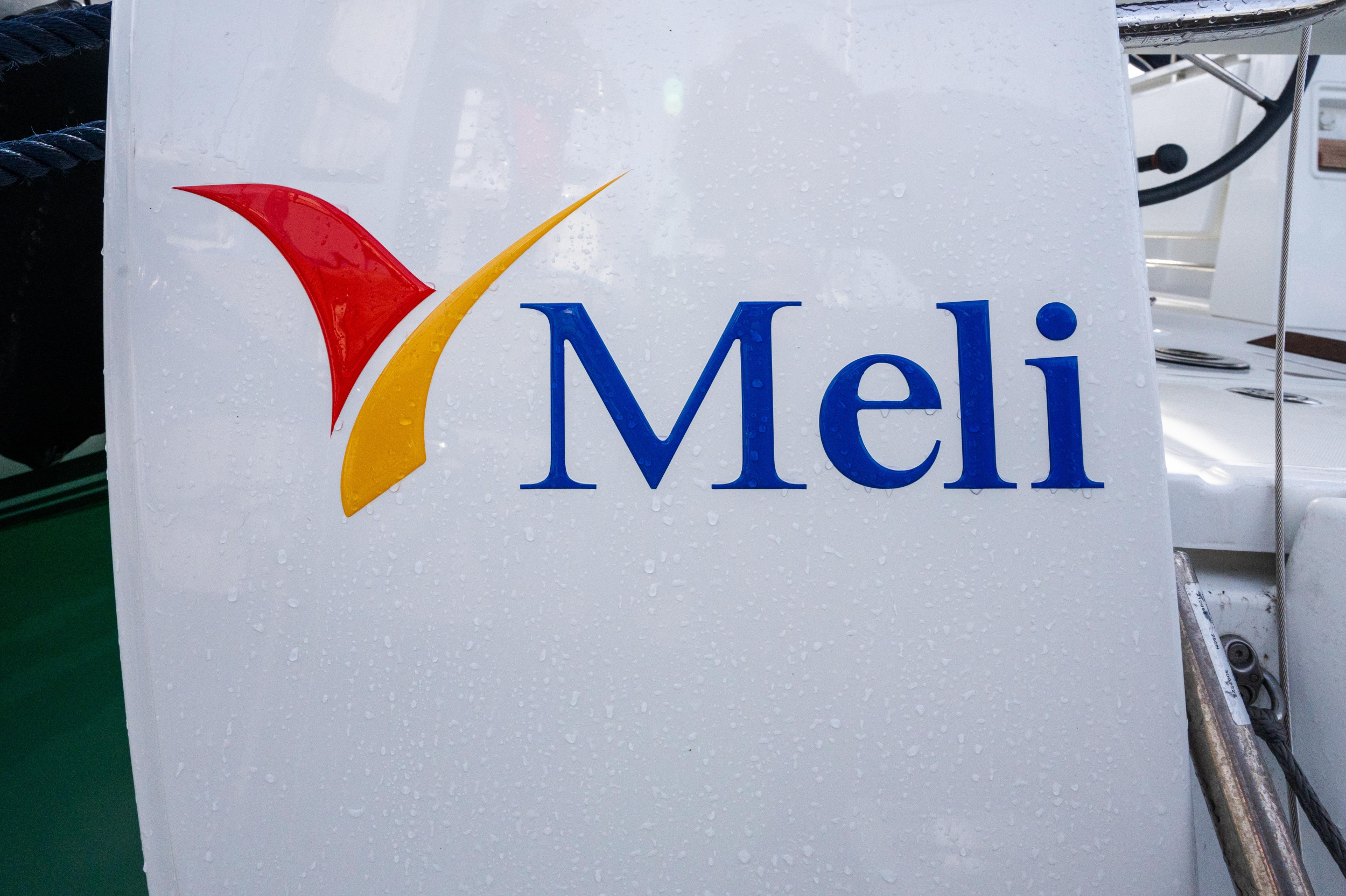 Photo #6 - Oceanis 38.1 (Meli - Comfort line) in Castiglioncello - 8569