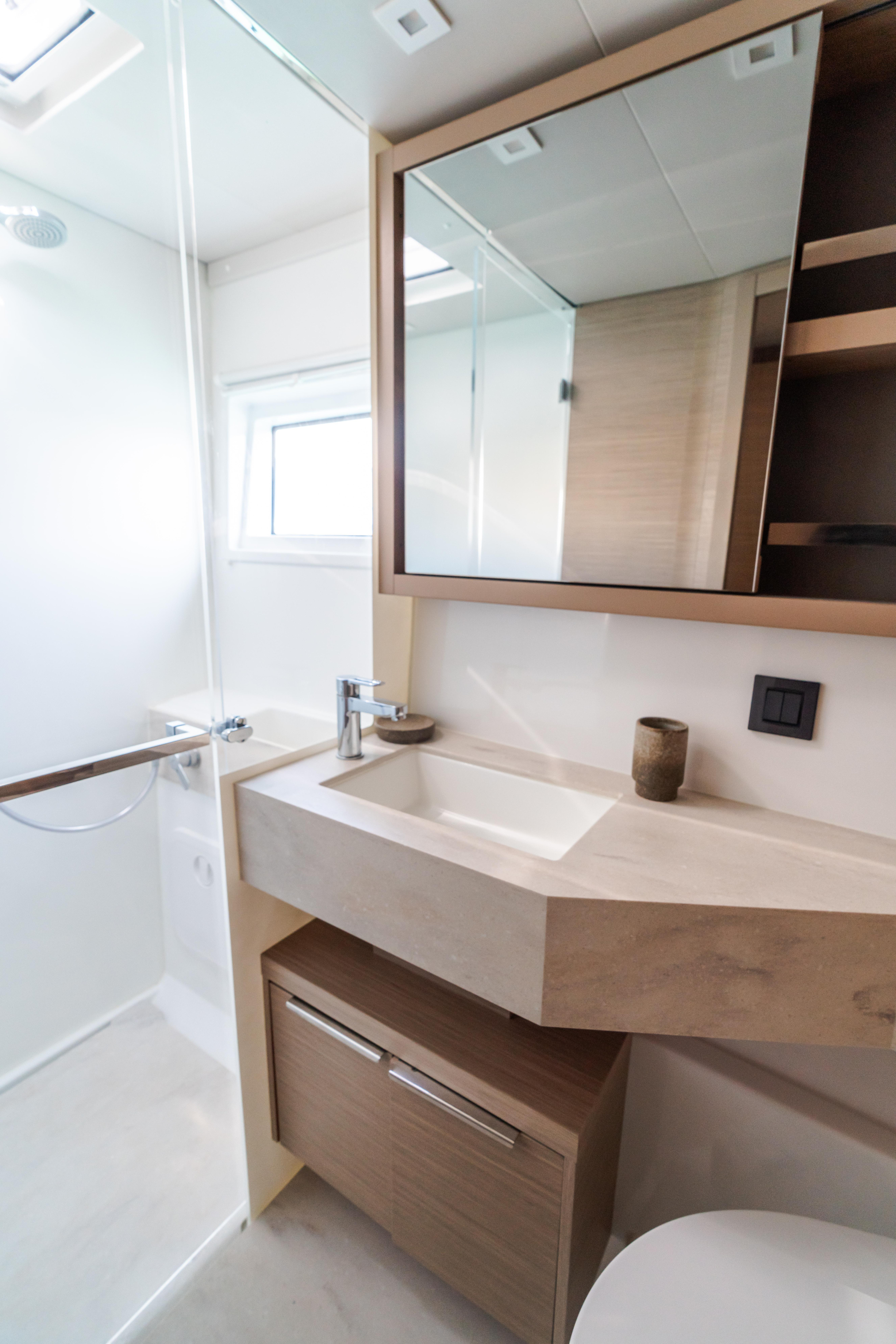 Photo #8 - Lagoon 46 (Big Cucuncio - Premium Crewed line) in Capo d'Orlando - 7850