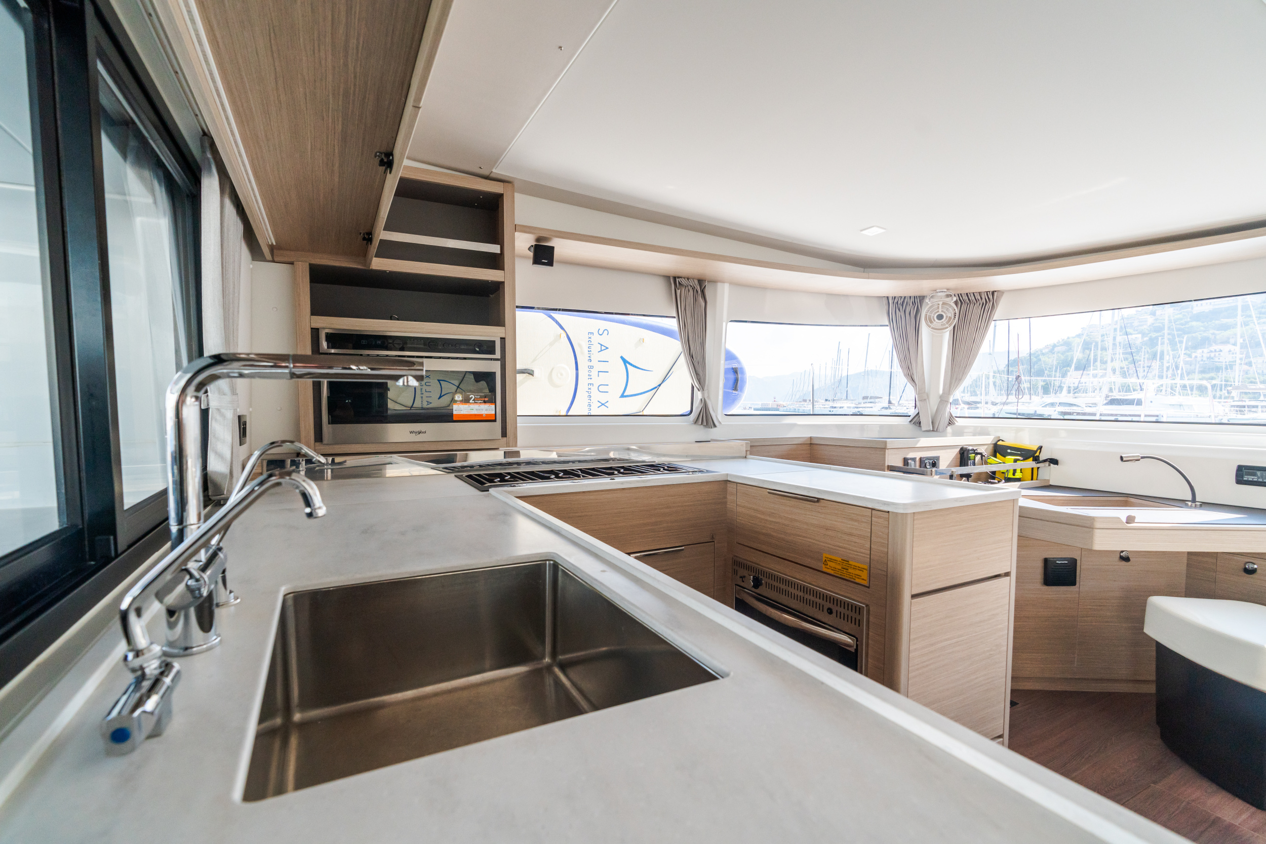 Photo #7 - Lagoon 46 (Big Cucuncio - Premium Crewed line) in Capo d'Orlando - 7850