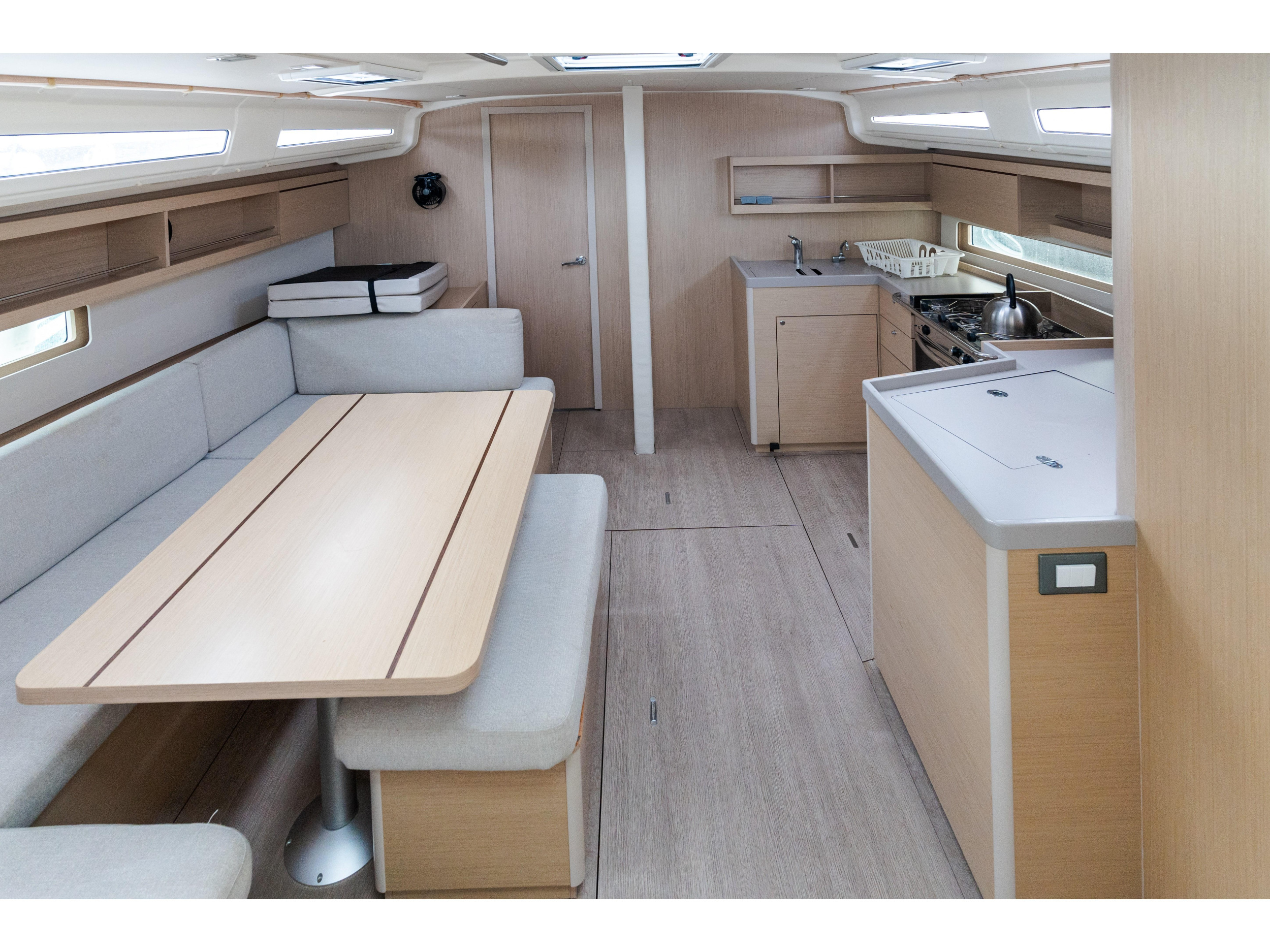Photo #22 - Oceanis 40.1 (Clio - Comfort line) in Castiglioncello - 5300