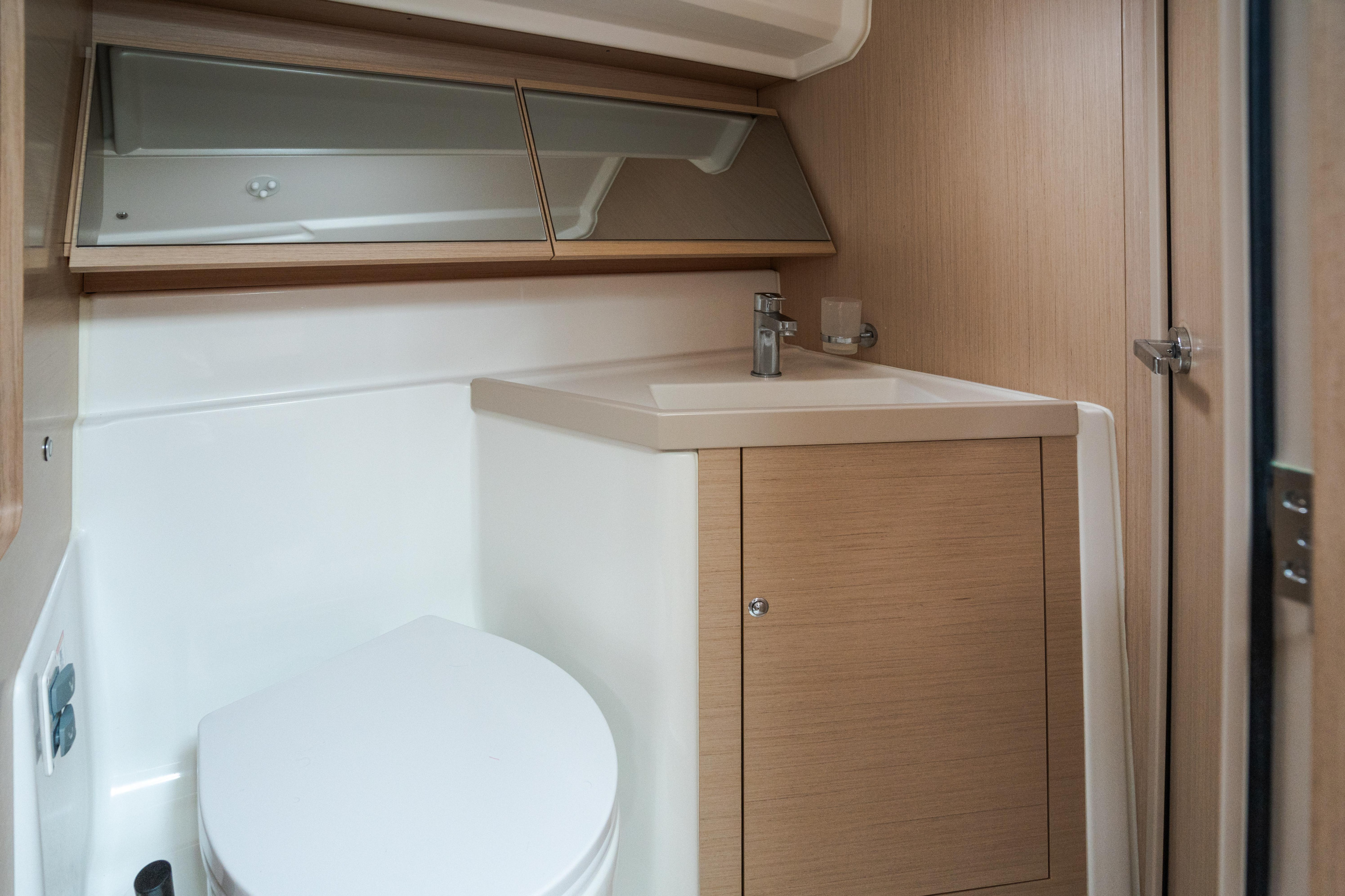 Photo #3 - Oceanis 40.1 (Clio - Comfort line) in Castiglioncello - 5300
