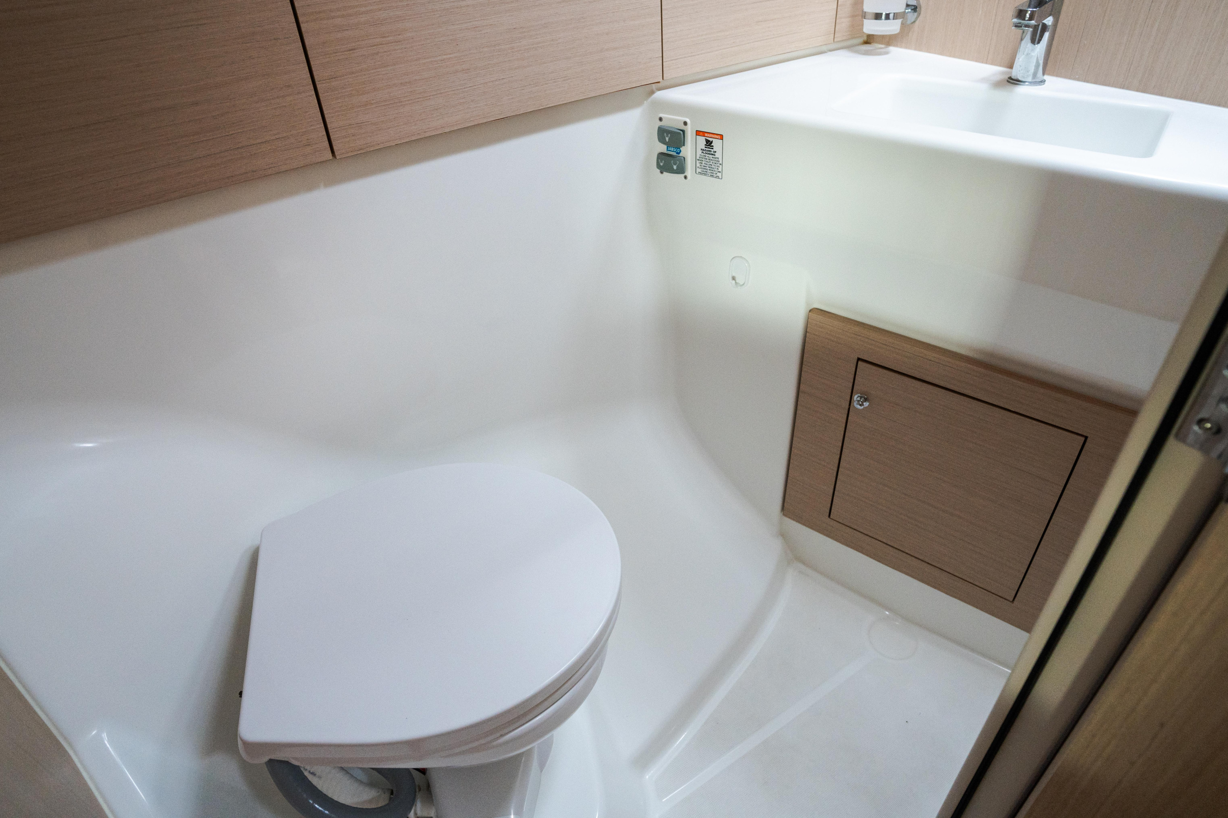 Photo #23 - Oceanis 40.1 (Clio - Comfort line) in Castiglioncello - 5300