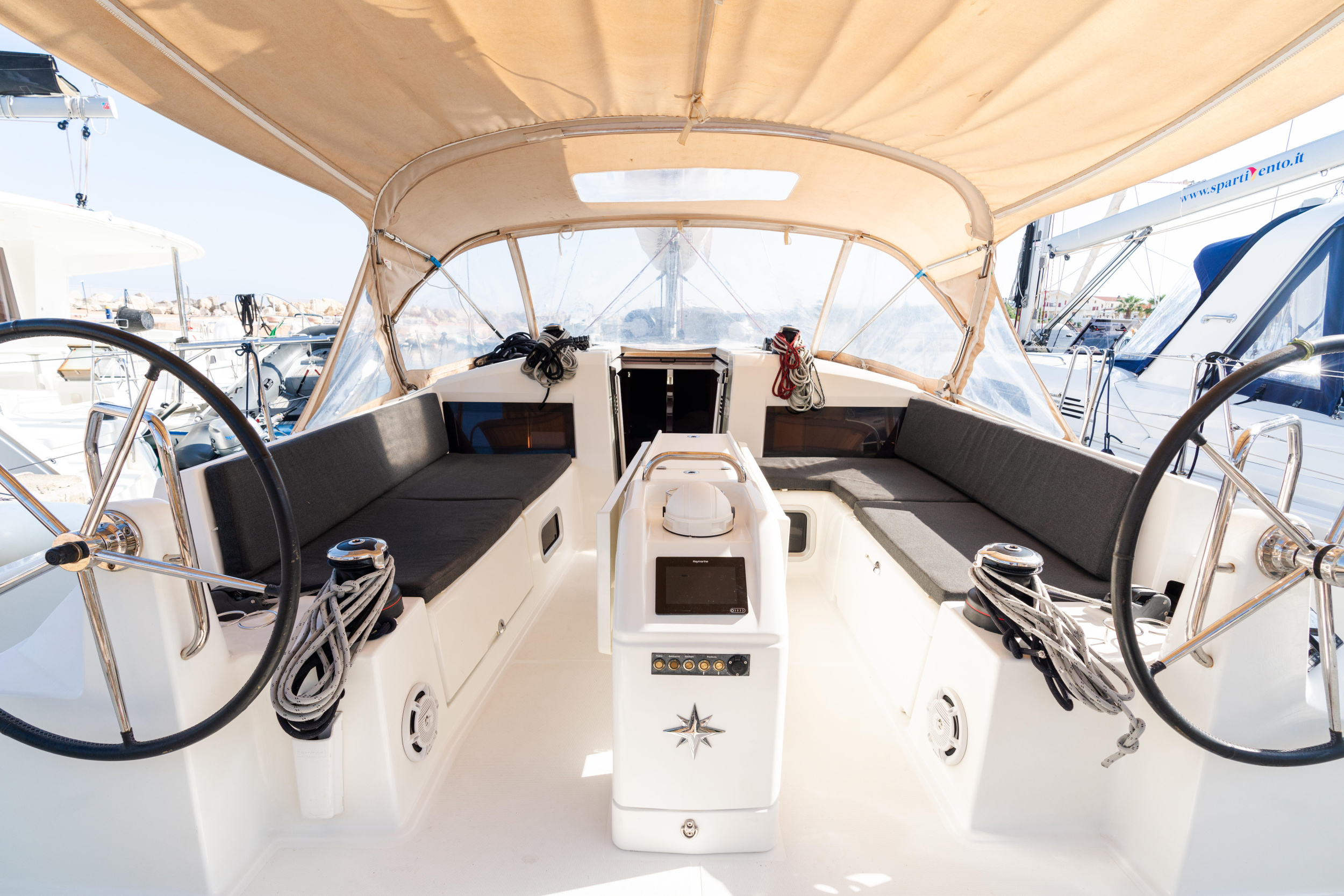 Photo #17 - Sun Odyssey 440 (Diana - Standard line) in Portorosa - 25643