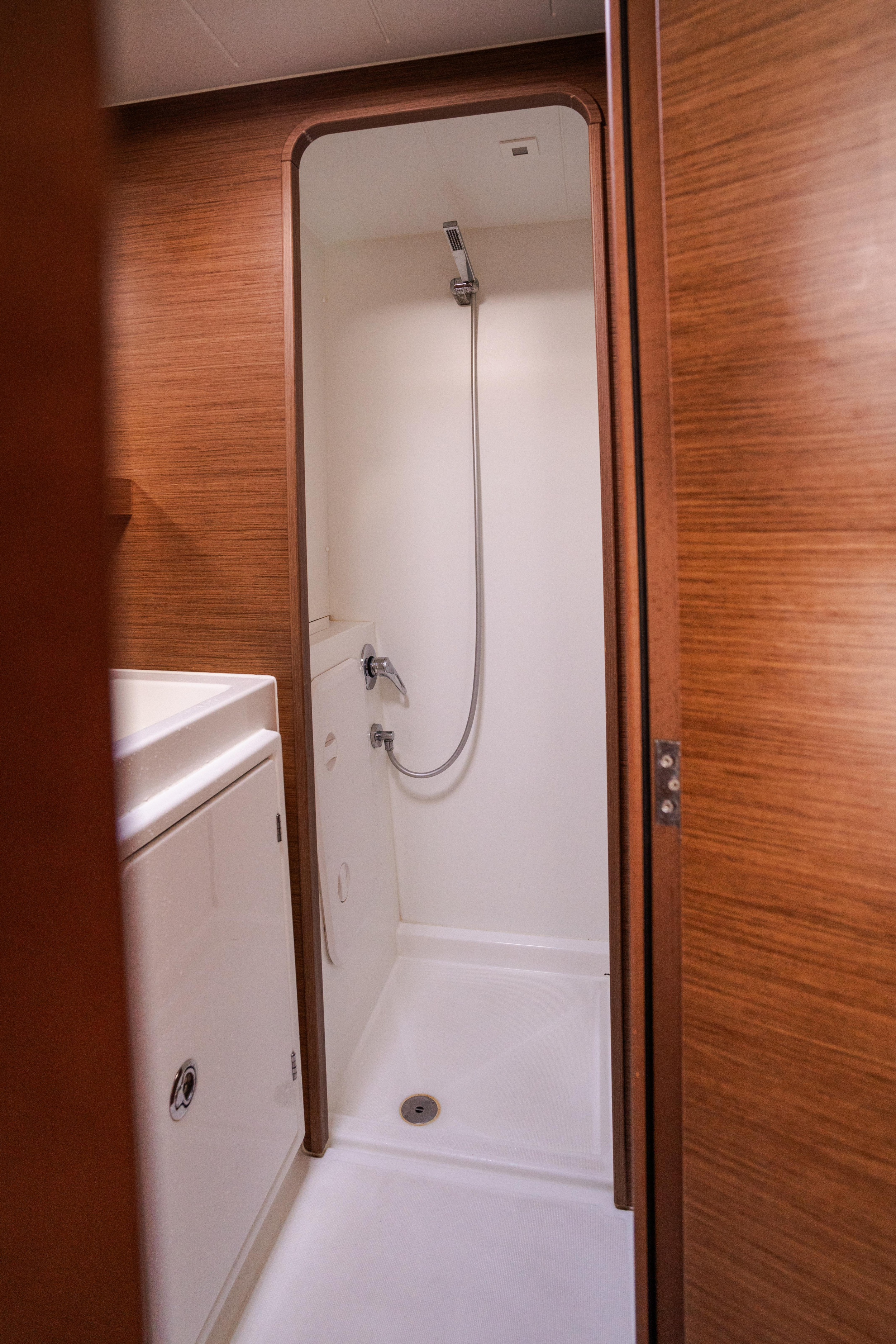 Photo #31 - Lagoon 42 (Gelsomino - Comfort line) in Castiglioncello - 25309