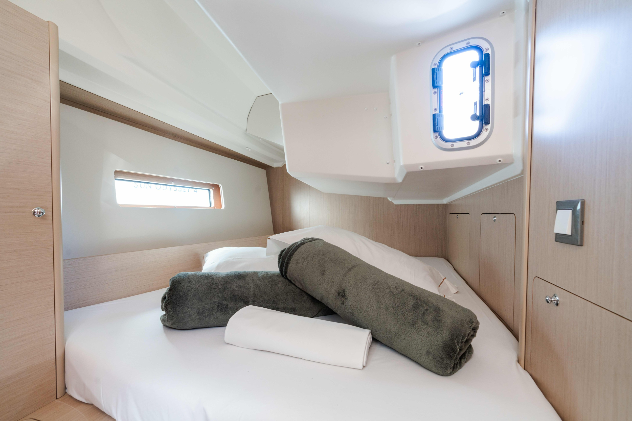 Photo #21 - Oceanis 40.1 (Oneiros - Comfort line) in Olbia - 7847