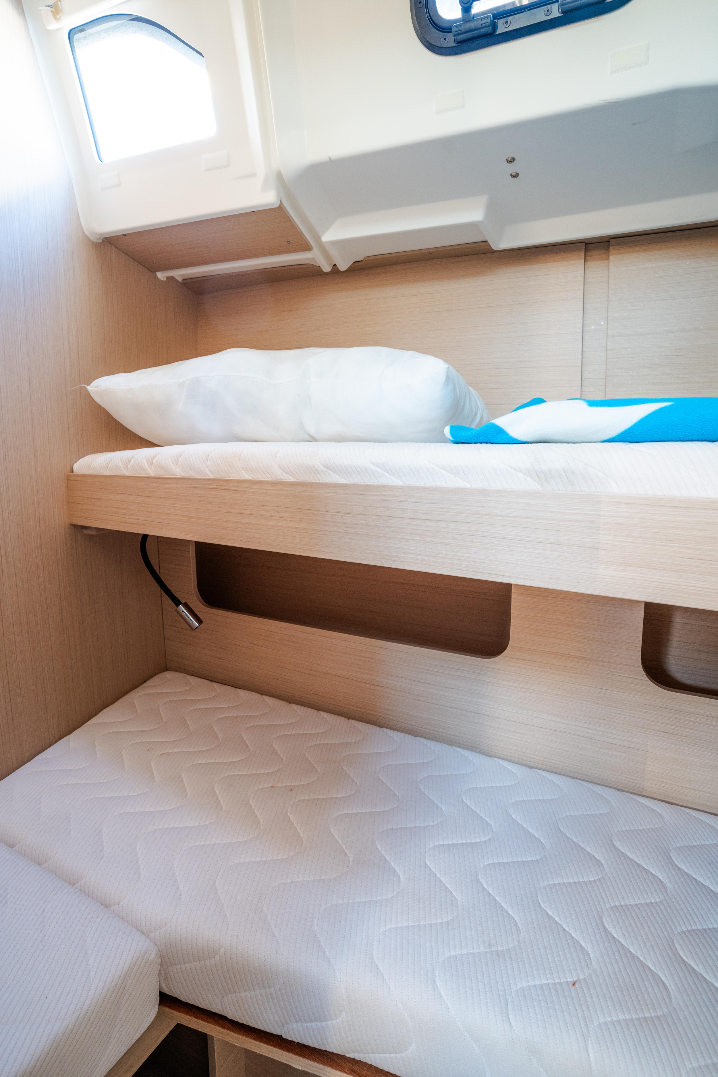 Photo #8 - Oceanis 46.1 (bunk cab) (Persefone - Comfort line) in Olbia - 8790