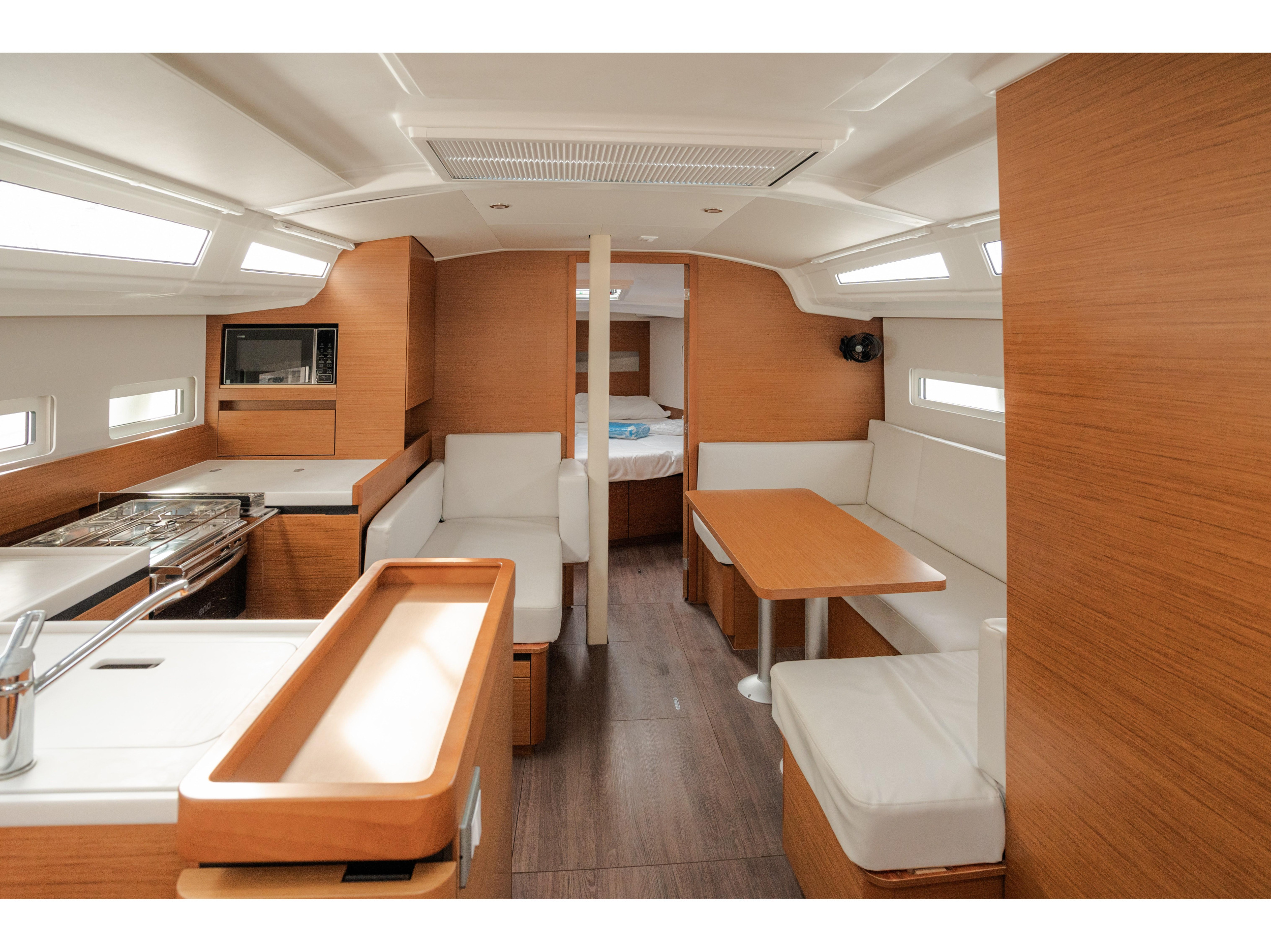 Photo #20 - Sun Odyssey 410 (Pheia - Comfort line) in Castiglioncello - 8785