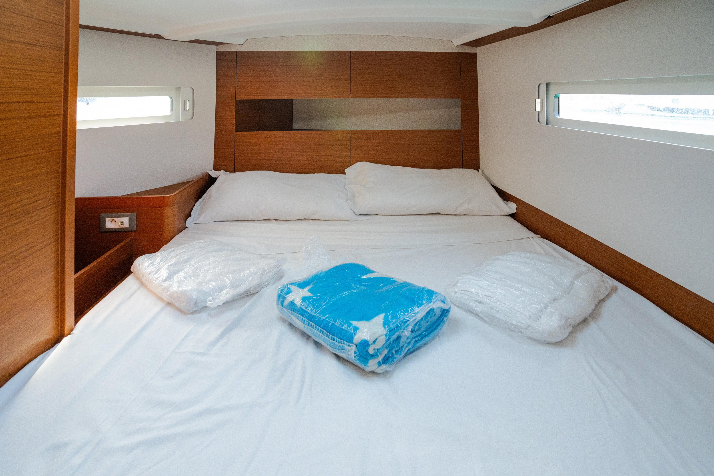 Photo #12 - Sun Odyssey 410 (Pheia - Comfort line) in Castiglioncello - 8785