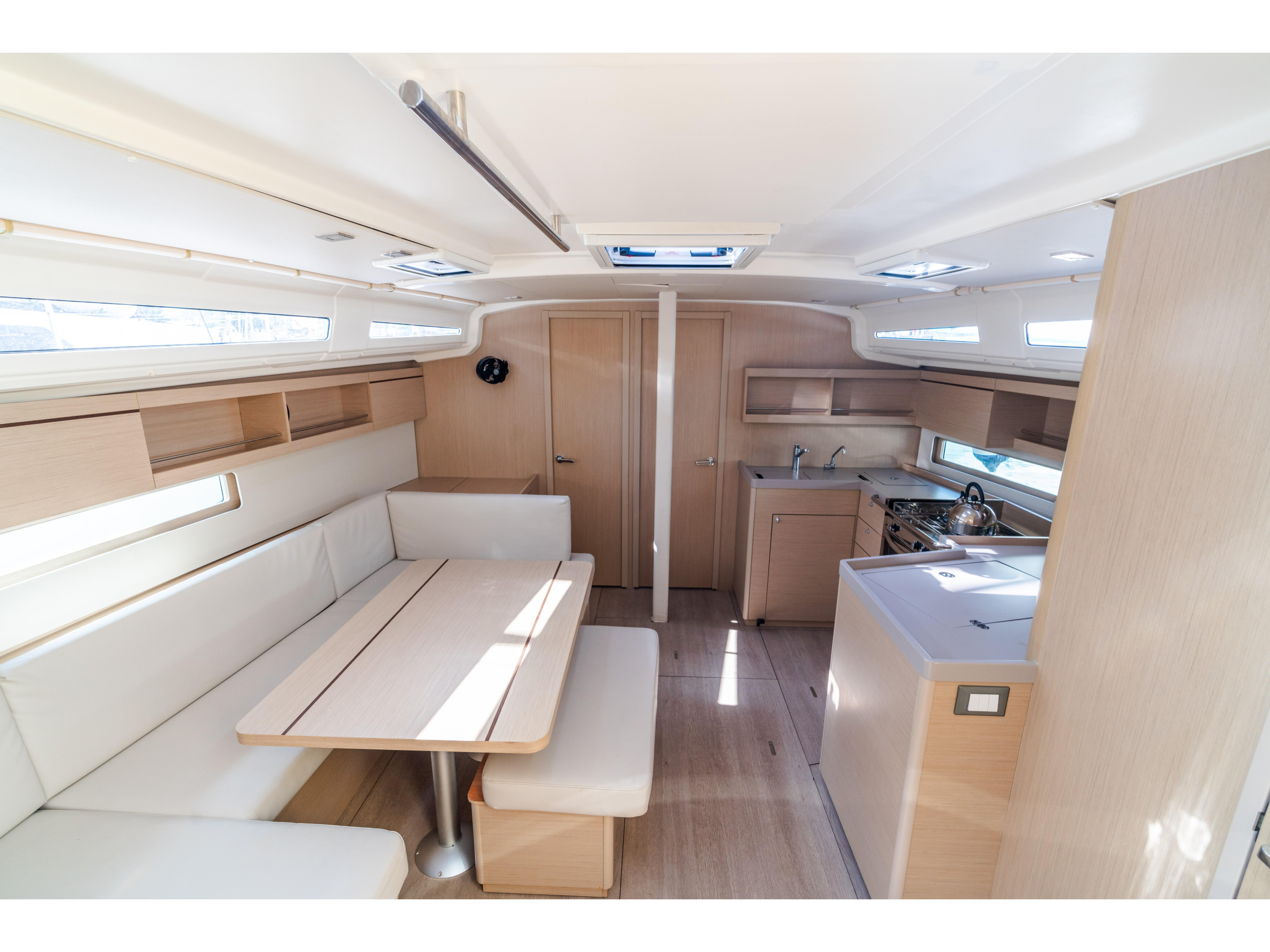 Photo #23 - Oceanis 40.1 (Tecla - Comfort line) en Capo d'Orlando - 6372
