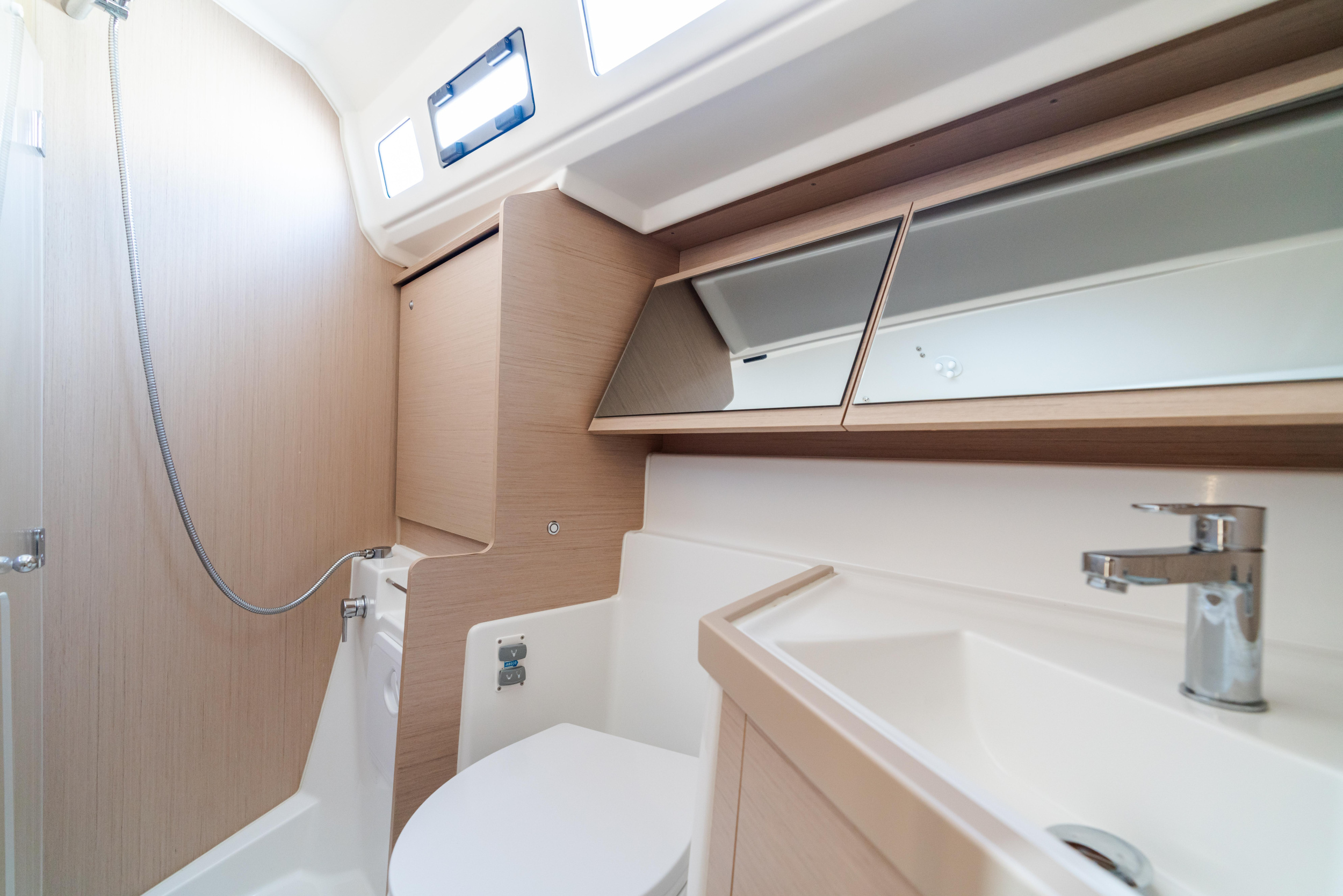Photo #25 - Oceanis 40.1 (Tecla - Comfort line) en Capo d'Orlando - 6372