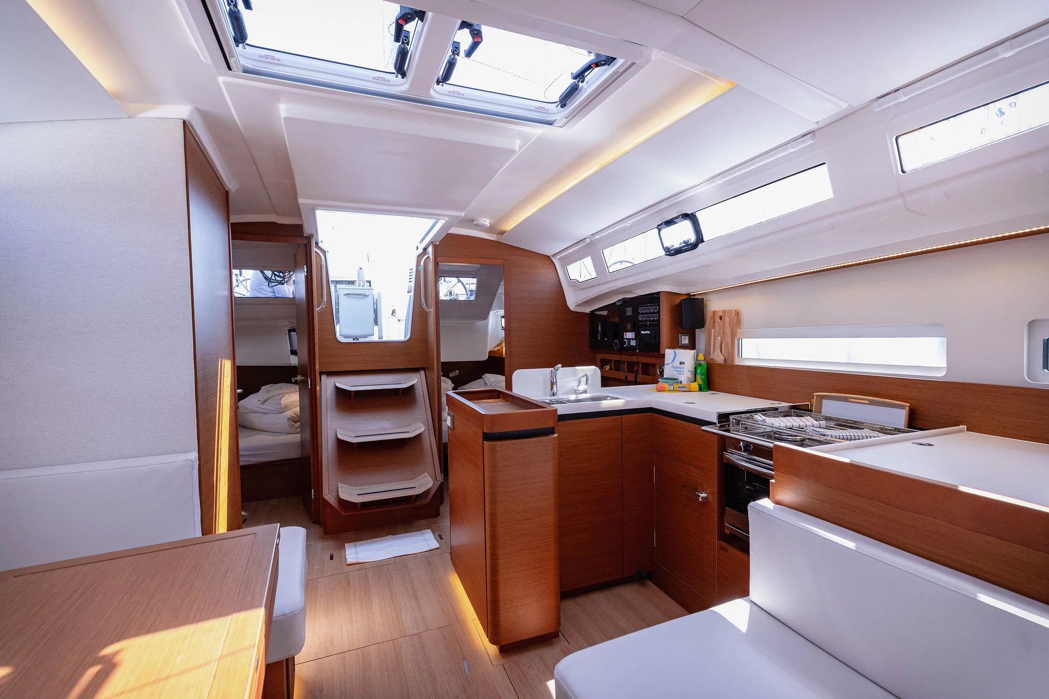 Sun Odyssey 410 (Purr)  - 30