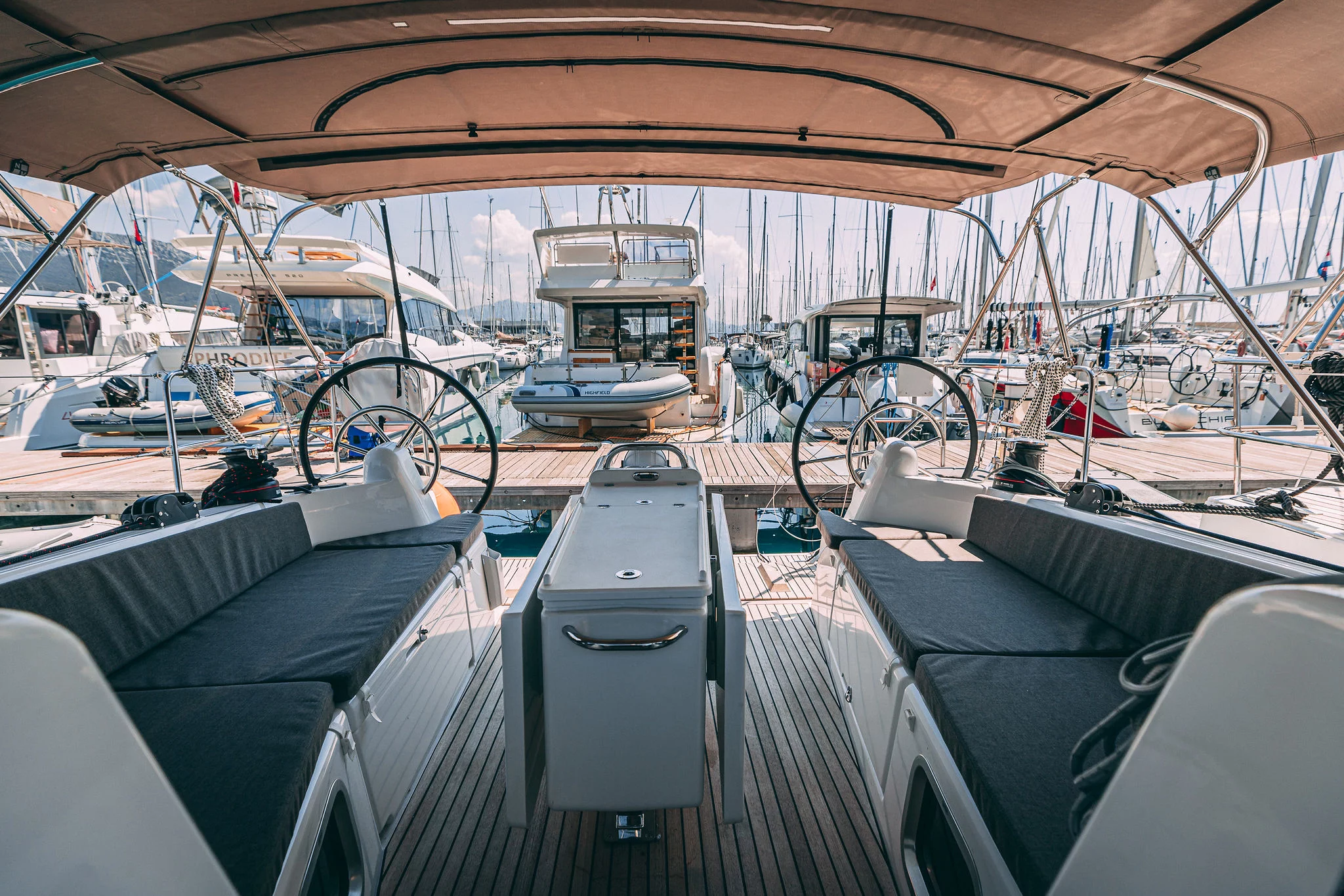 Sun Odyssey 410 (Purr)  - 16