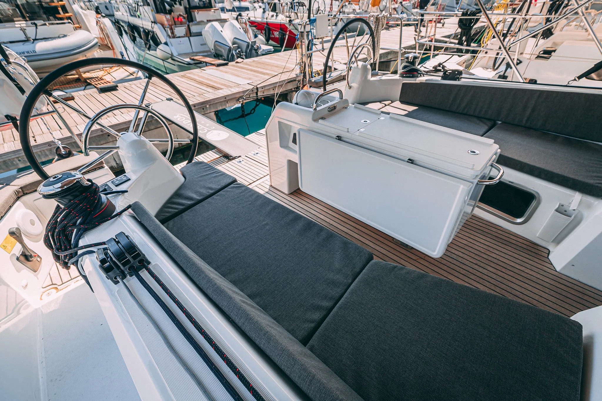 Sun Odyssey 410 (Purr)  - 11