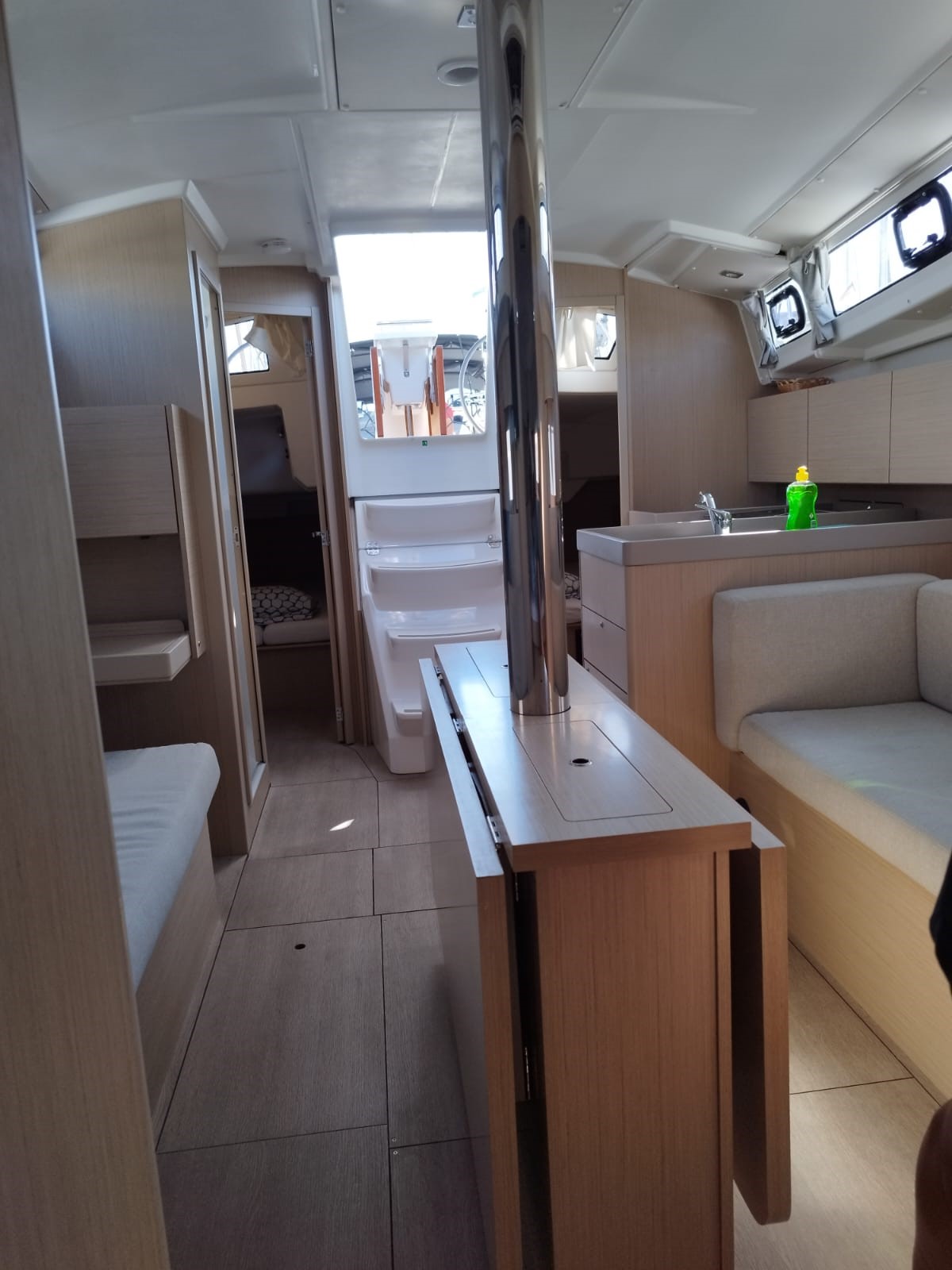 Photo #6 - Oceanis 38.1 7 Personen (Lukas) in Rogoznica - 18490