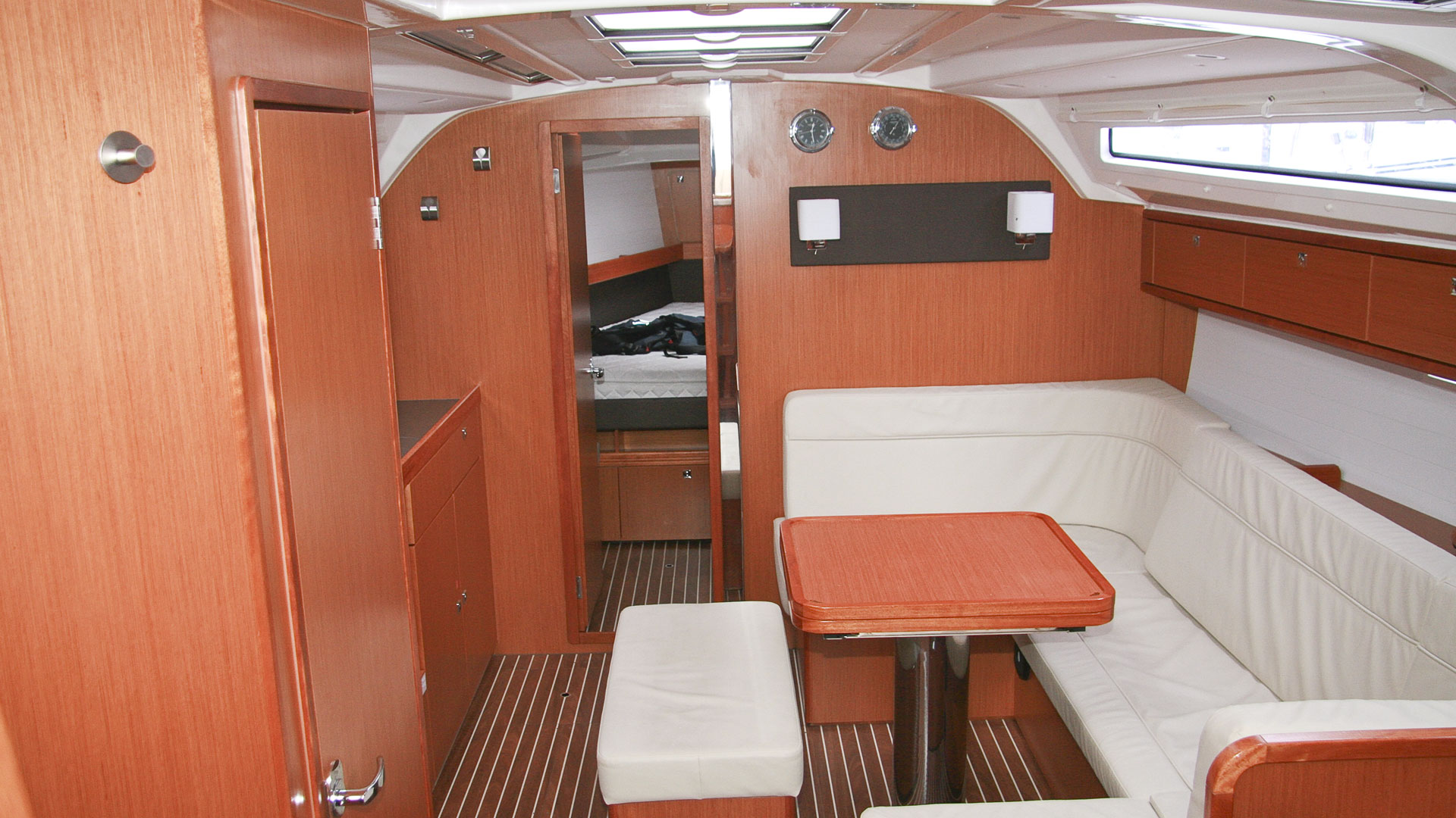 Photo #12 - Bavaria Cruiser 41 (Maestral) en Rogoznica - 9176