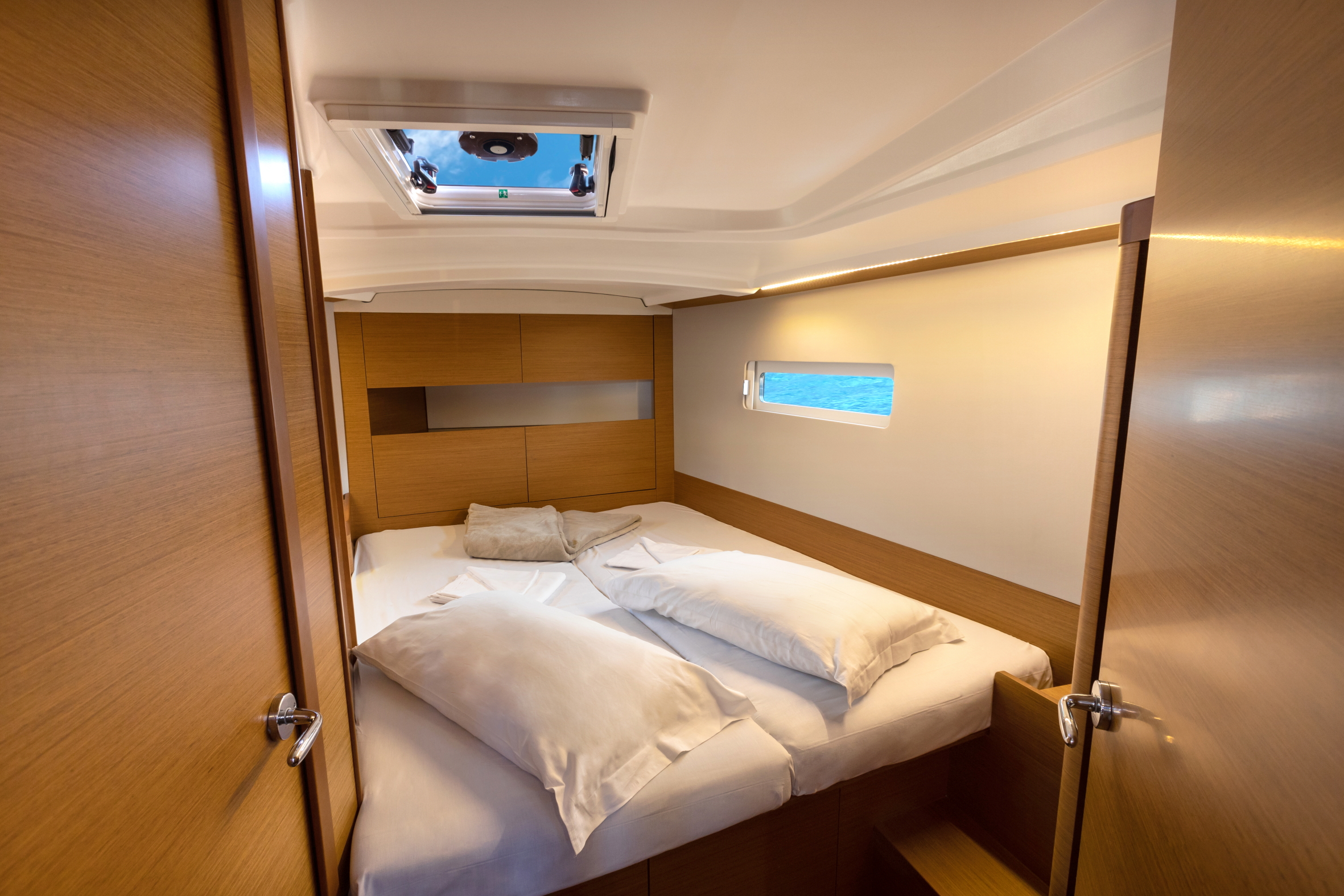 Photo #4 - Sun Odyssey 410 (Eumephe - Standard line) en Olbia - 23887