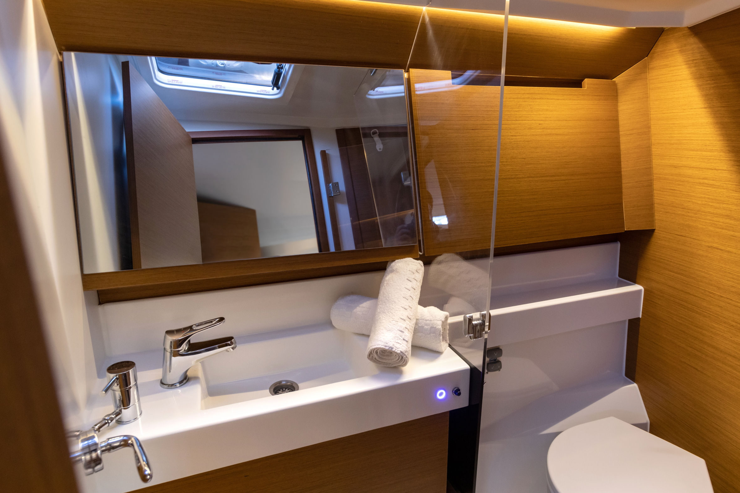 Photo #9 - Sun Odyssey 410 (Eumephe - Standard line) en Olbia - 23887