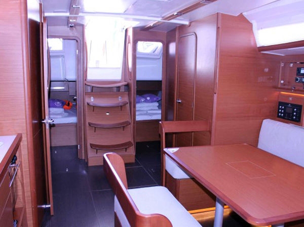 Photo #6 - Dufour 430 GL (Tahiri) en Naples - 15330