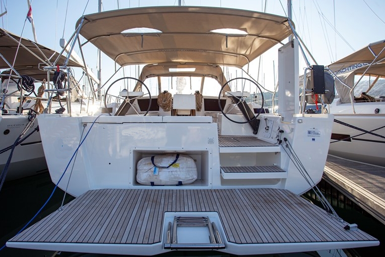 Photo #9 - Dufour 430 GL (Tahiri) en Naples - 15330