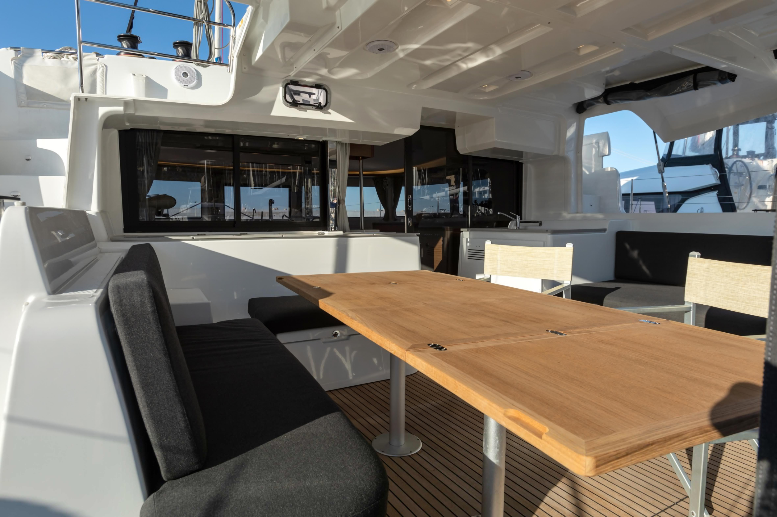 Photo #12 - Lagoon 46 (Carruba - Premium line) en Portorosa - 3981