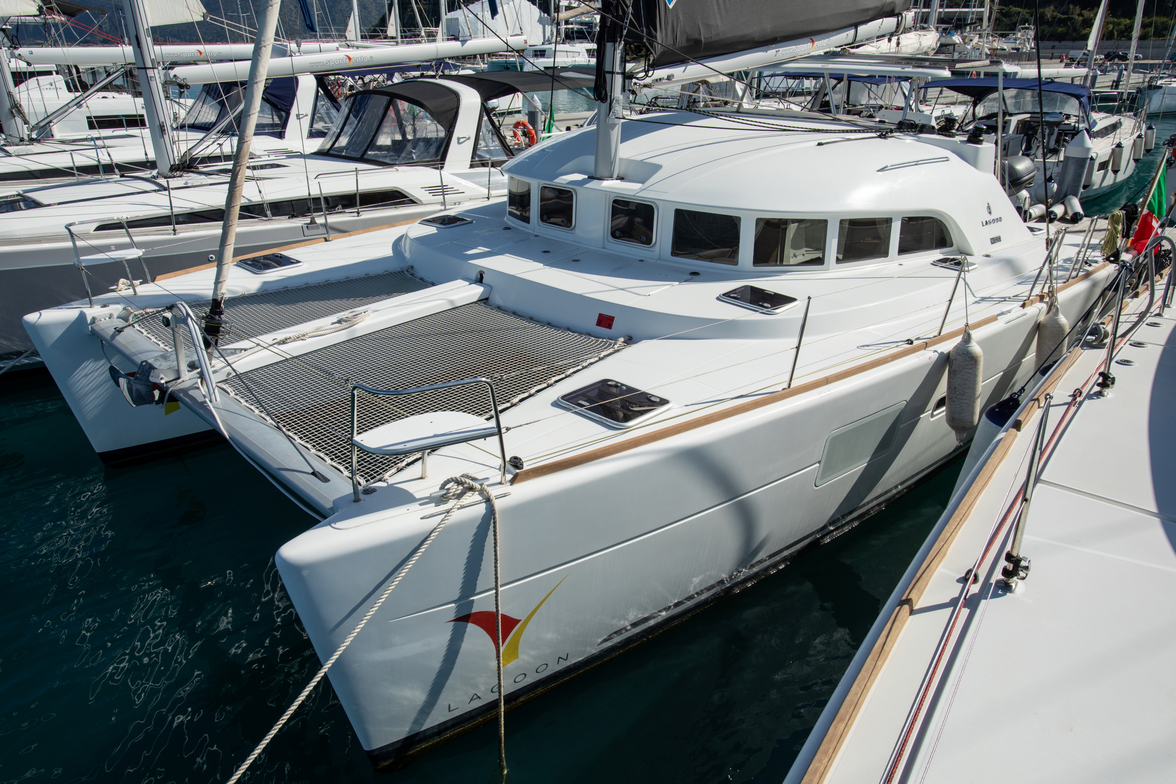 Photo #10 - Lagoon 380 S2 (Ploto - Standard line) in Portorosa - 23864