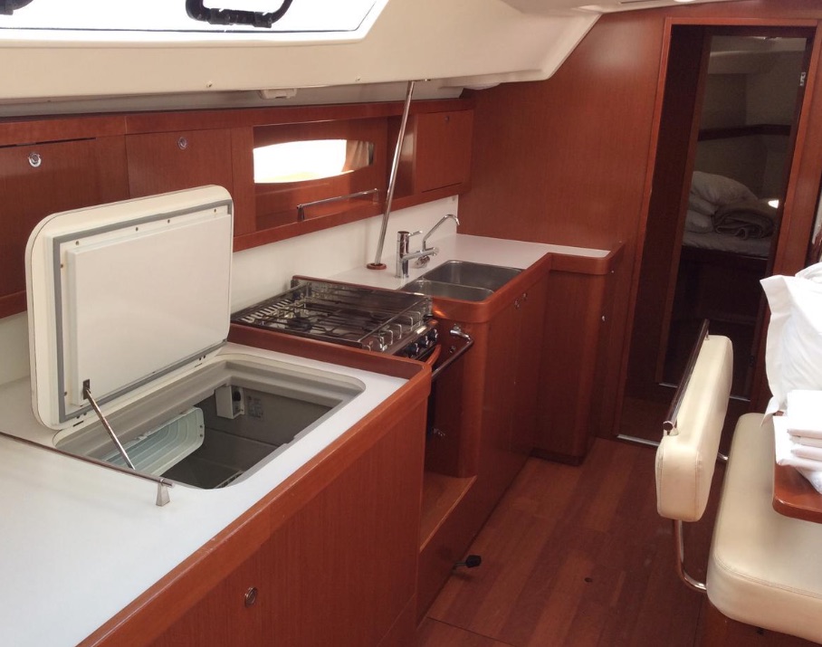 Photo #13 - Oceanis 46 (Shedir) in Portisco - 9851