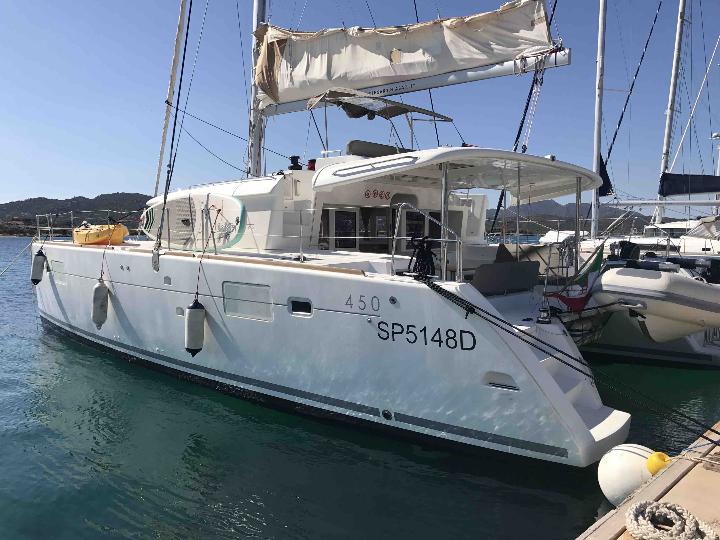 Photo #6 - Lagoon 450F (Dugongo (Solar Panels, WM)) in Portisco - 9658